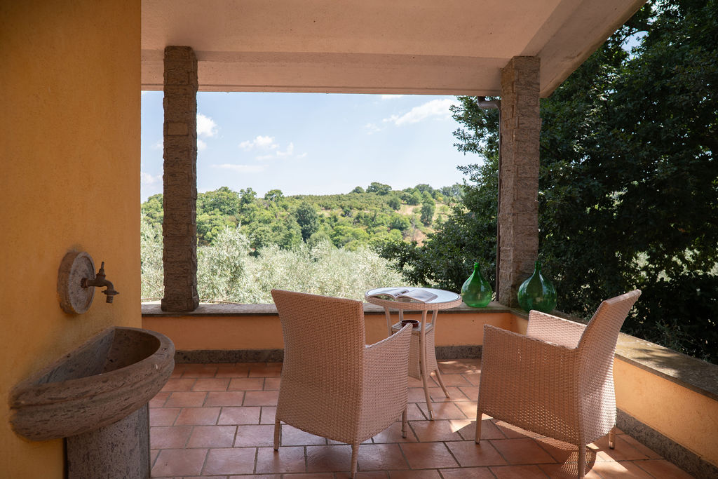Villa surrounded by greenery with panoramic views, Soriano nel Cimino