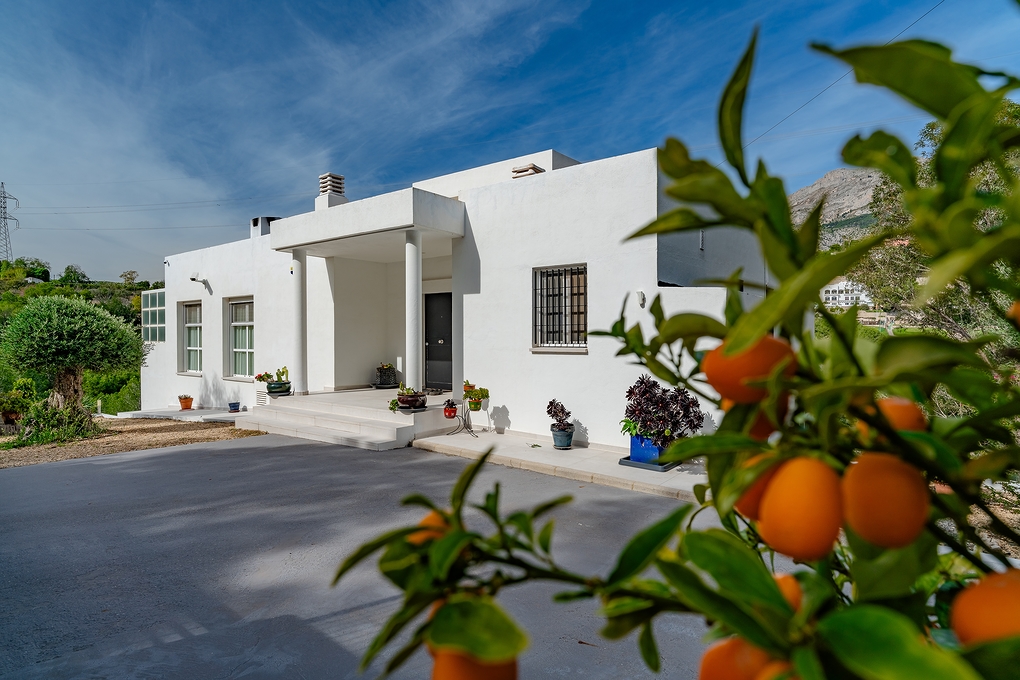 Frontline Golf Luxury residence in Altea