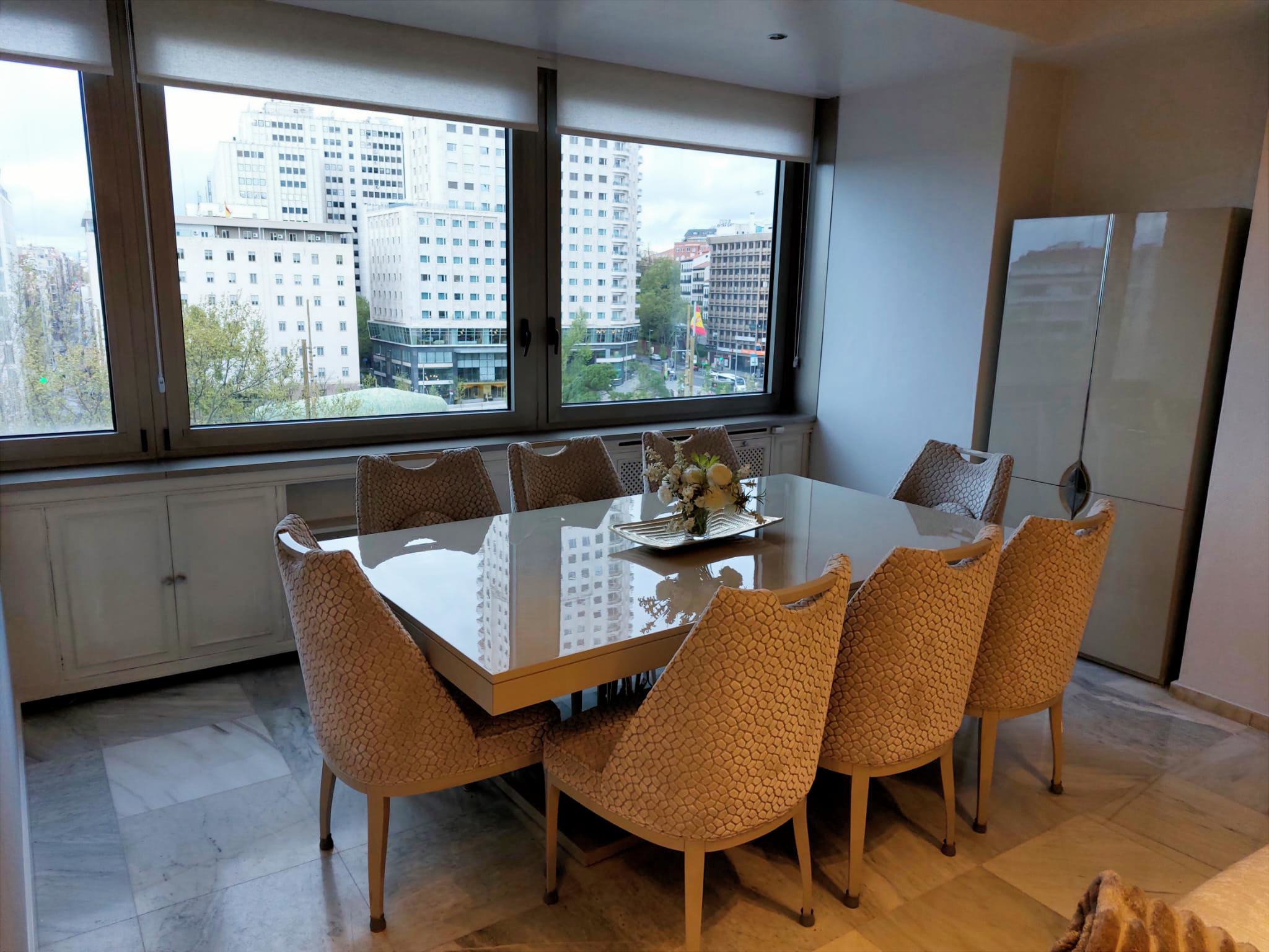 Luxury furniched apartment with spectacular views in Plaza de España