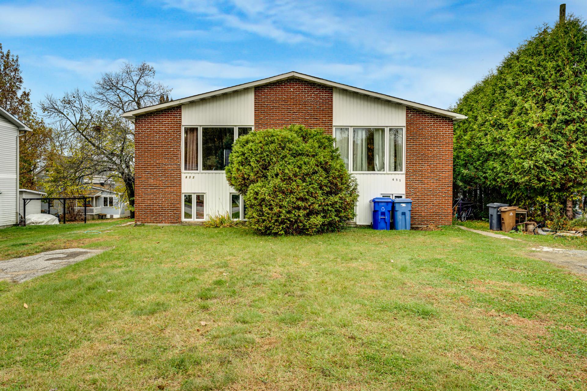 Well-Maintained Duplex with Strong Revenue Potential