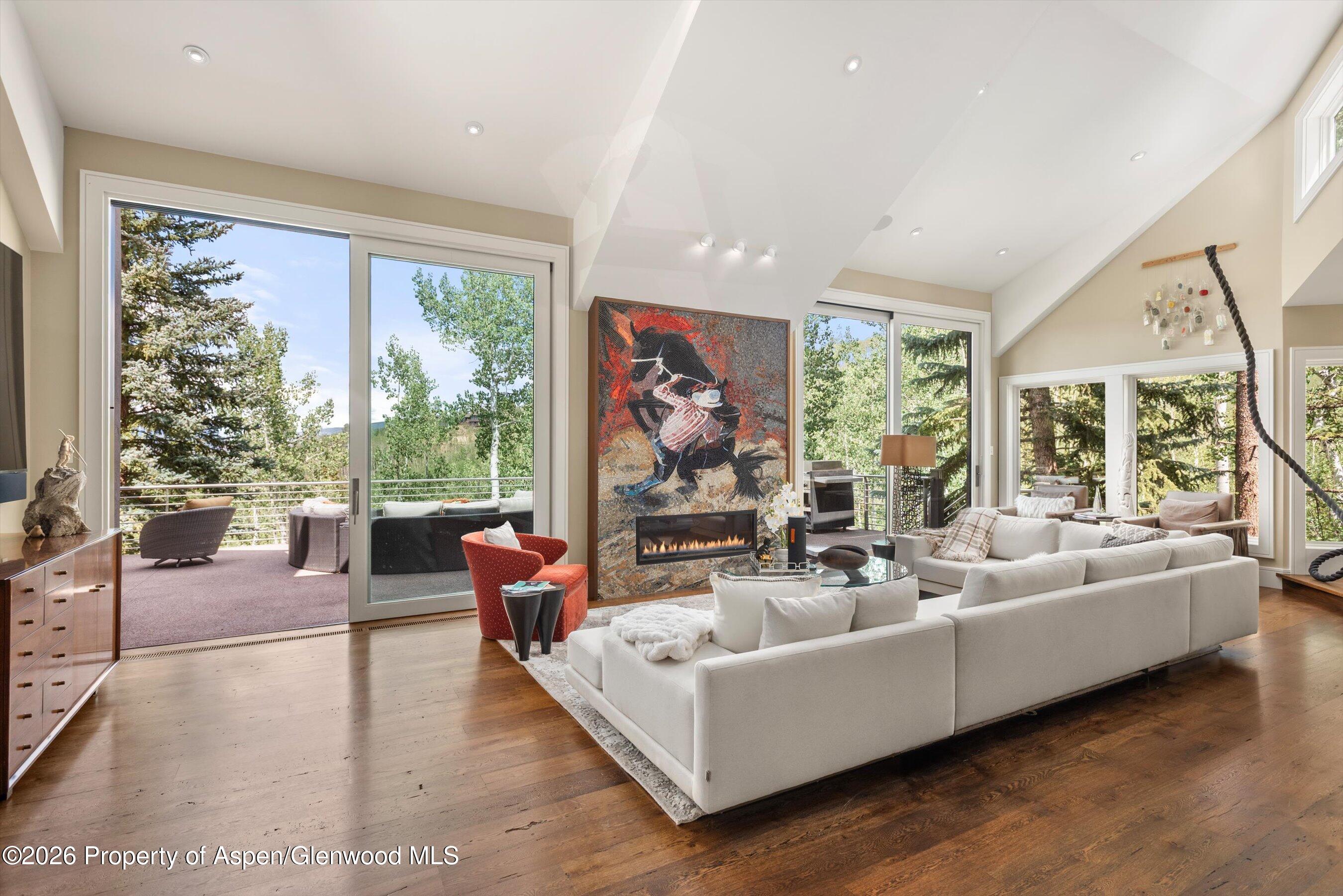 Mountain Modern Estate with Ski In/Ski Out Access