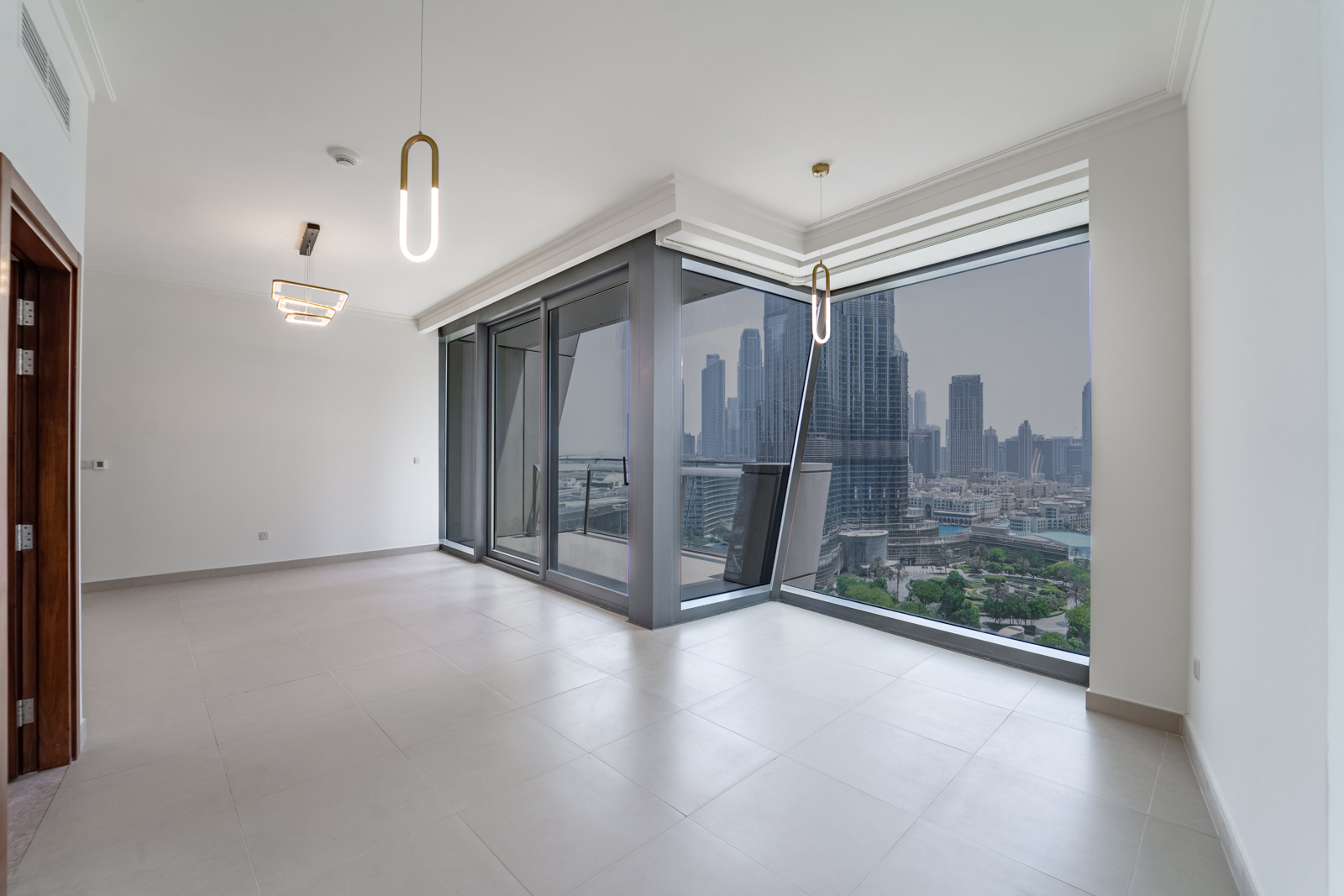 Burj Khalifa View | UPGRADED | Maid's Room