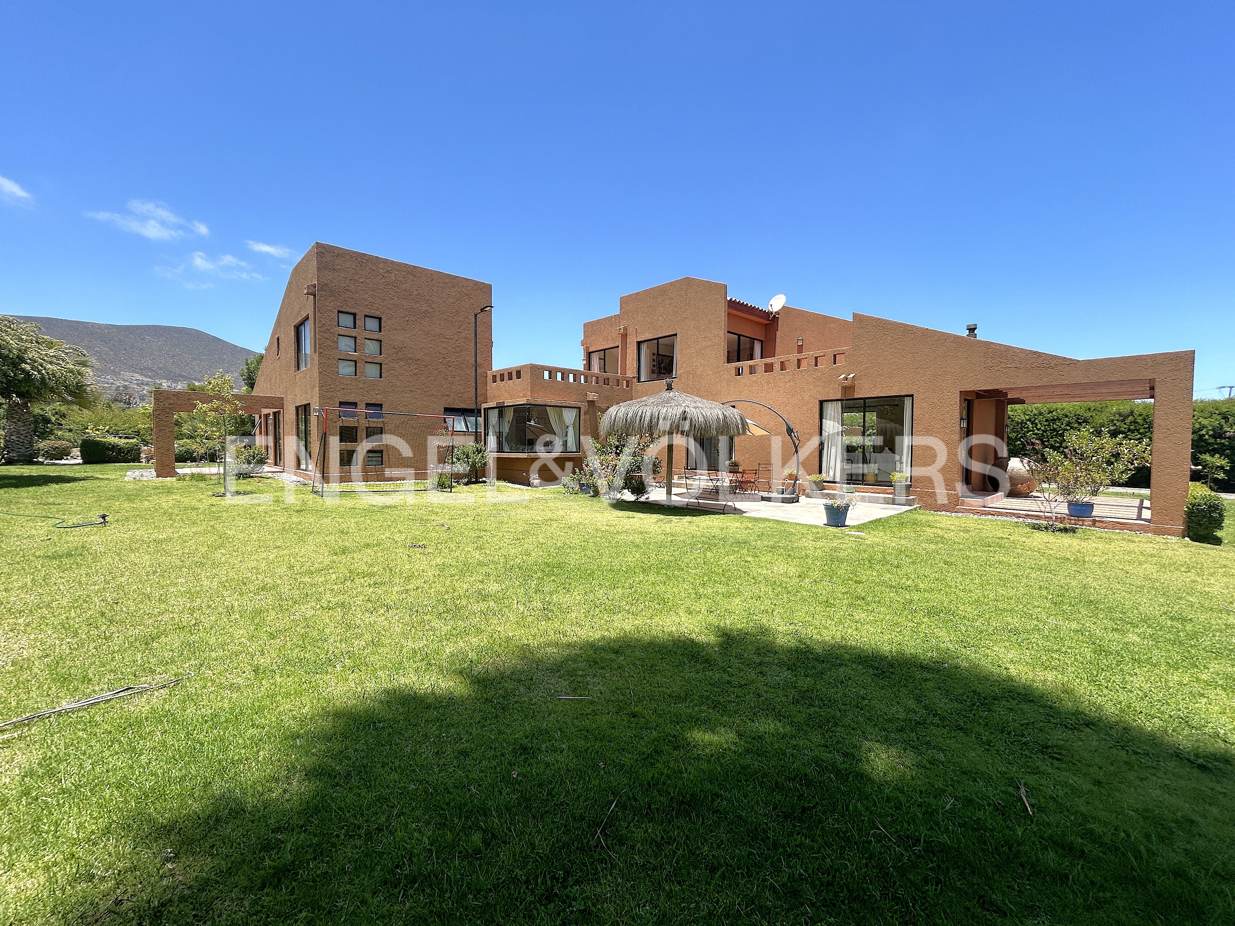 Casa  en condominio, La Serena · 232 m2 construidos · 5081 m2 terreno