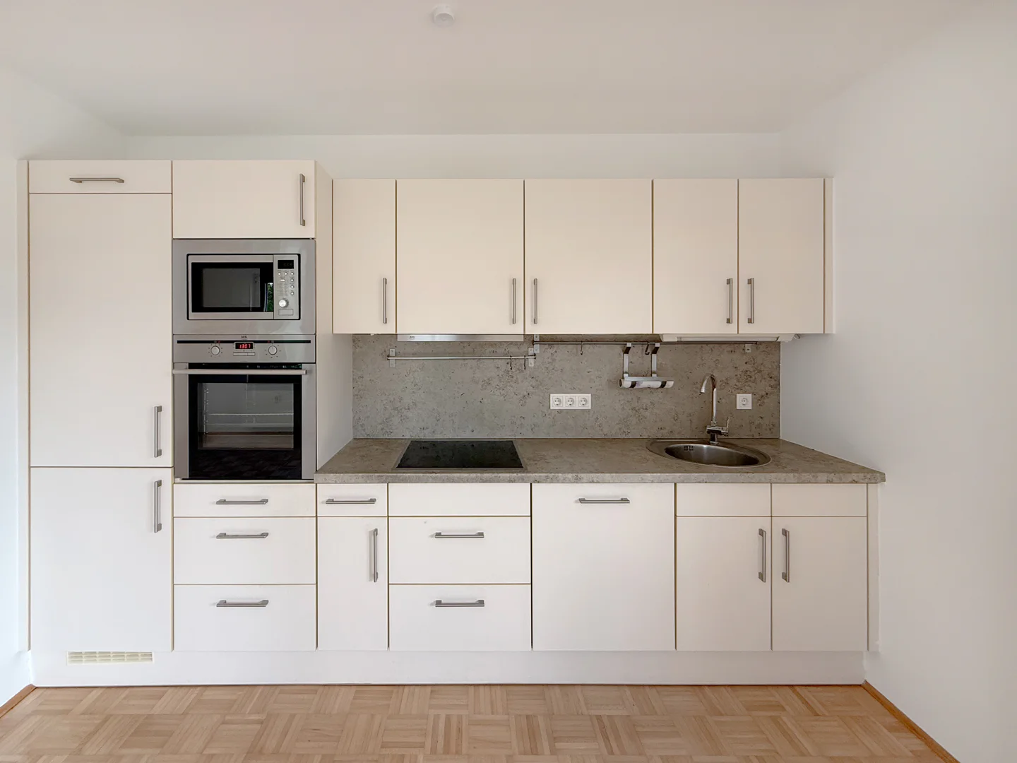 Wohnen im Schweizer Viertel: Attraktive 2-Zimmer-Gartenwohnung - Photo 4