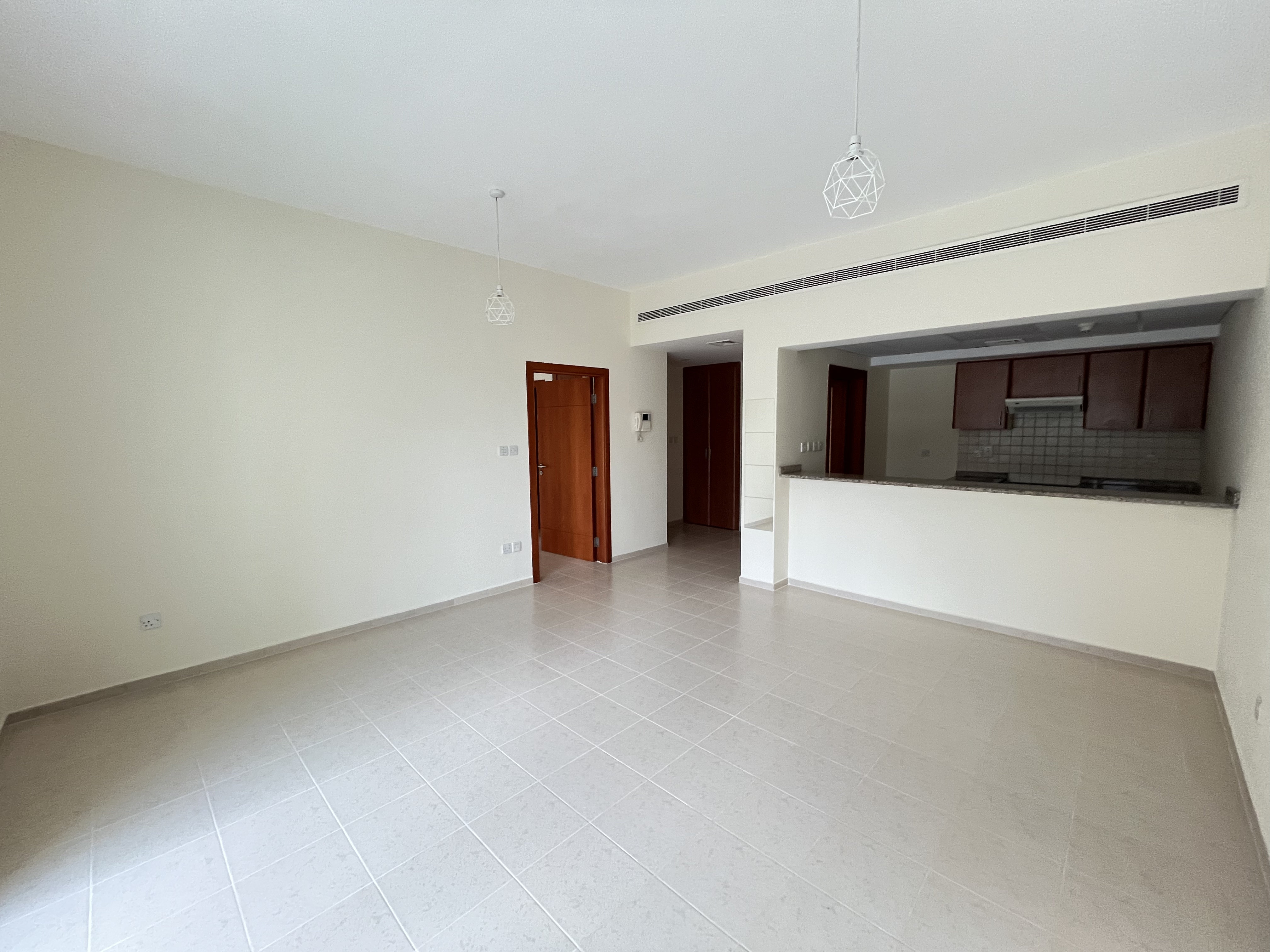 Unfurnished l Vacant l Swimming Pool View