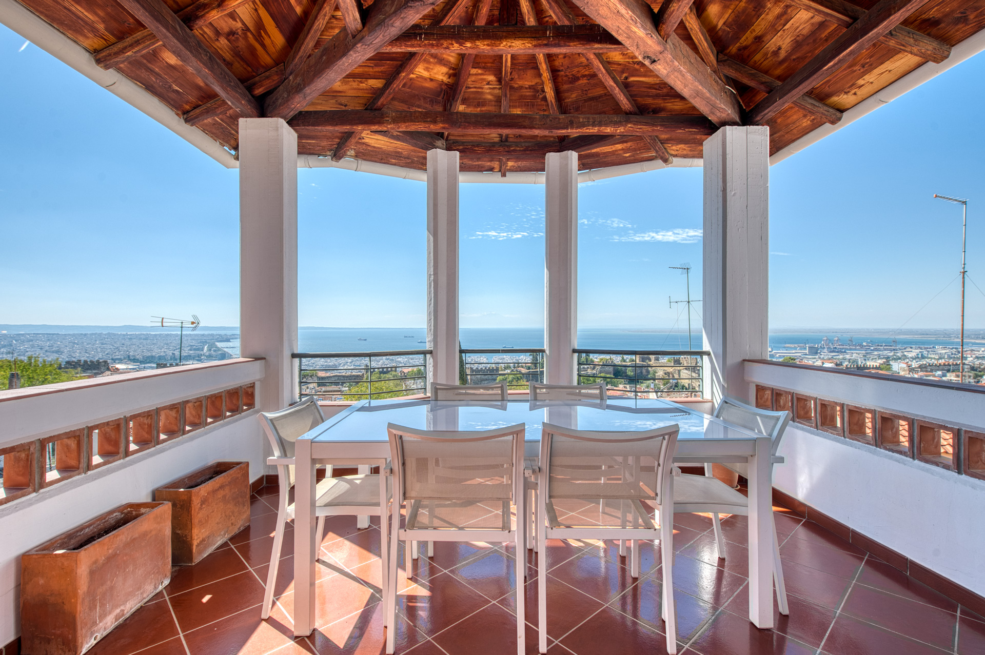 Bioclimatic 360° view detached house with 2 parking slots