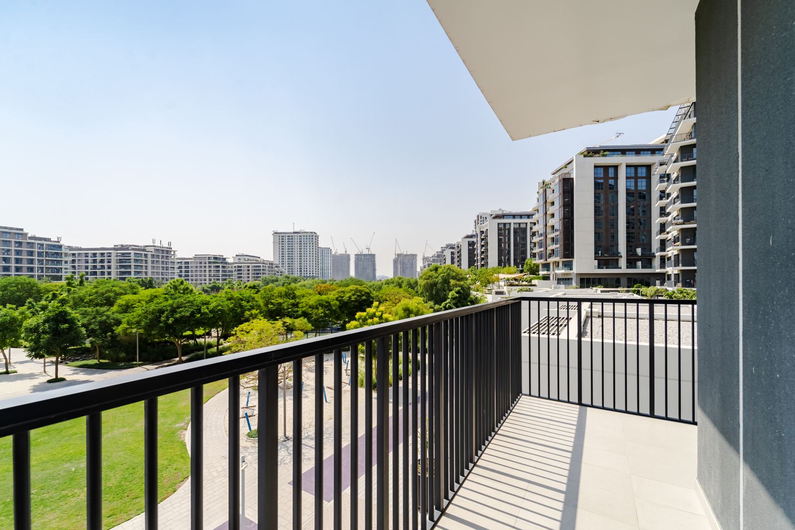Large Corner 2BR | Full Park View | Vacant
