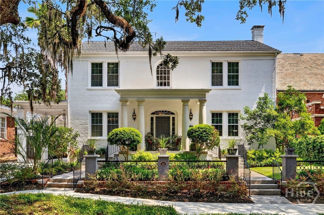 A Century of Elegance: The Iconic Barrington-Pierpont House