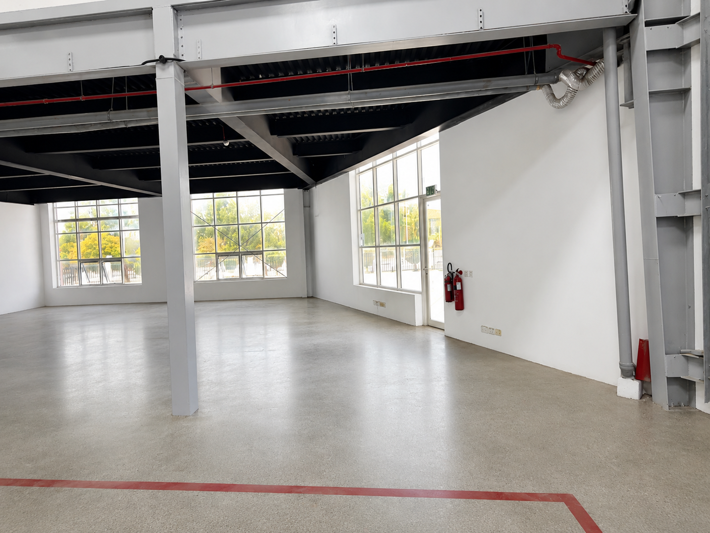 Insulated Warehouse with Flexible Usage | 10kW