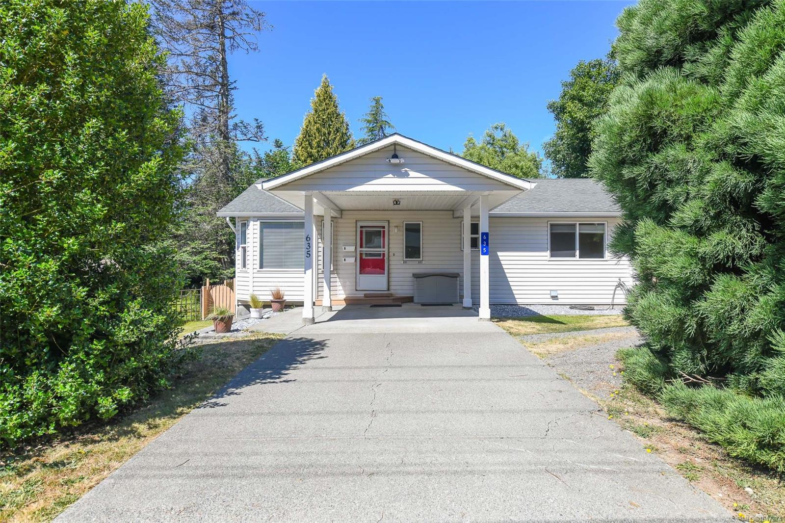 A true gem tucked away in the heart of Comox!