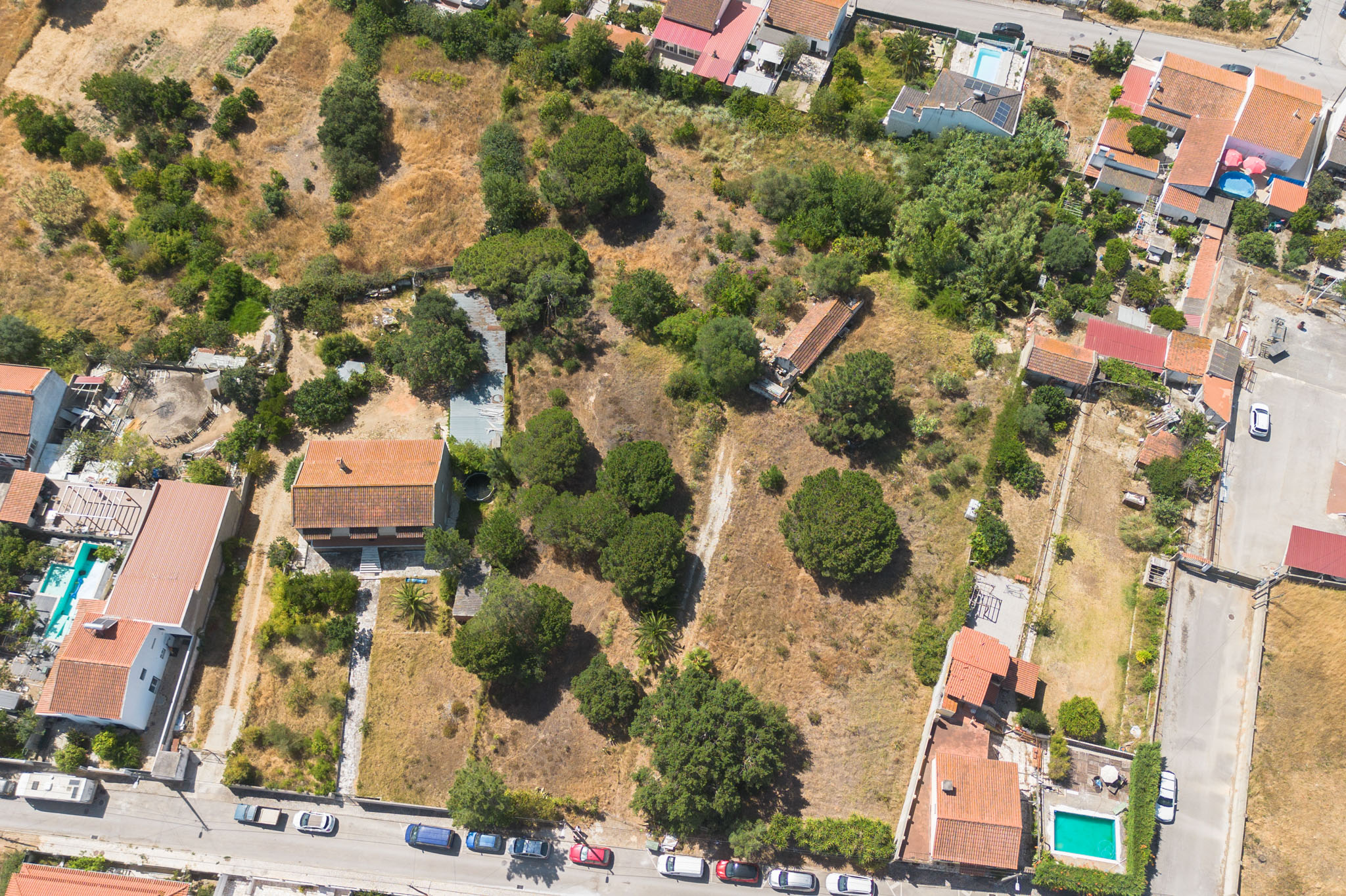 Plot over 20,000 Sqm, feasibility for residential project
