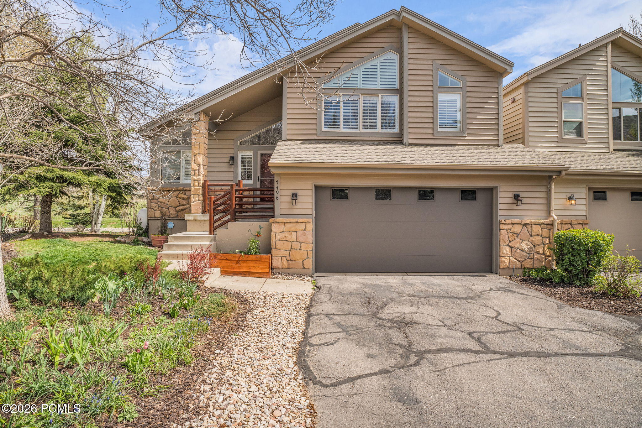 Beautifully Maintained Brook Hollow Home