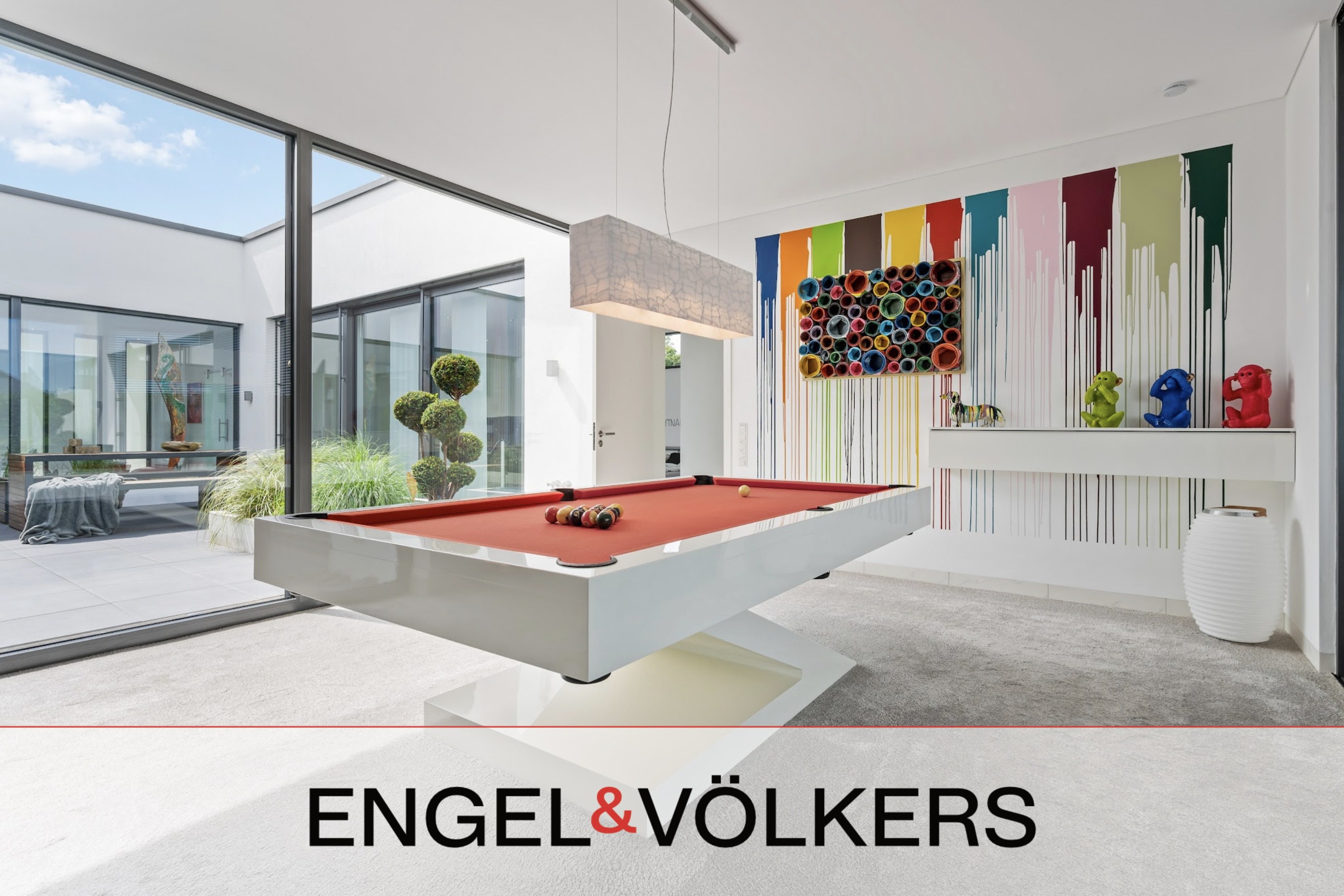 Luxuriöses Anwesen im Bauhausstil – 
Ein Wohntraum im Grünen der Extraklasse!