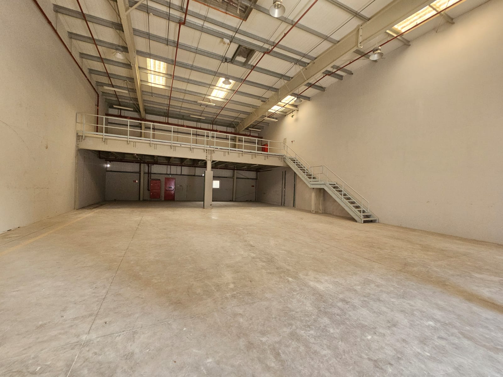 Vacant | Premium Warehouse | Road-Facing