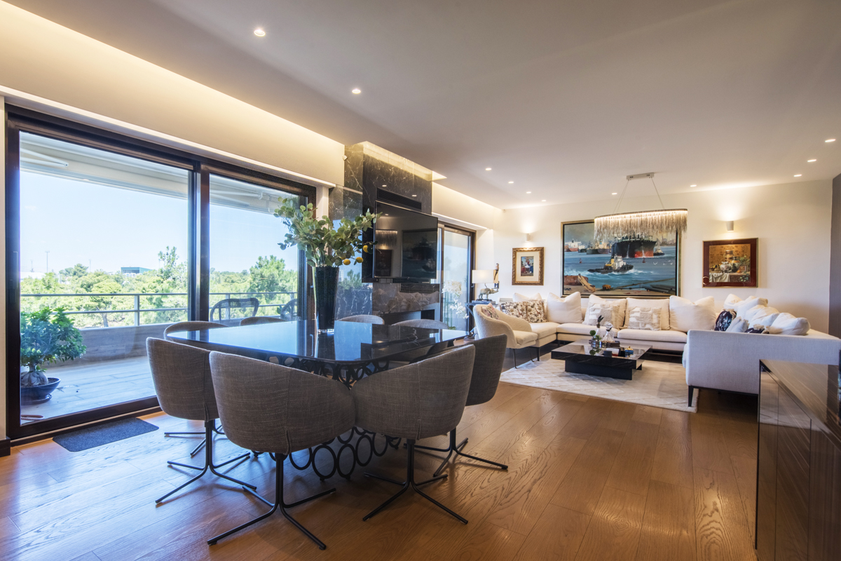 Contemporary Residence with Panoramic Views over Glyfada Golf Course