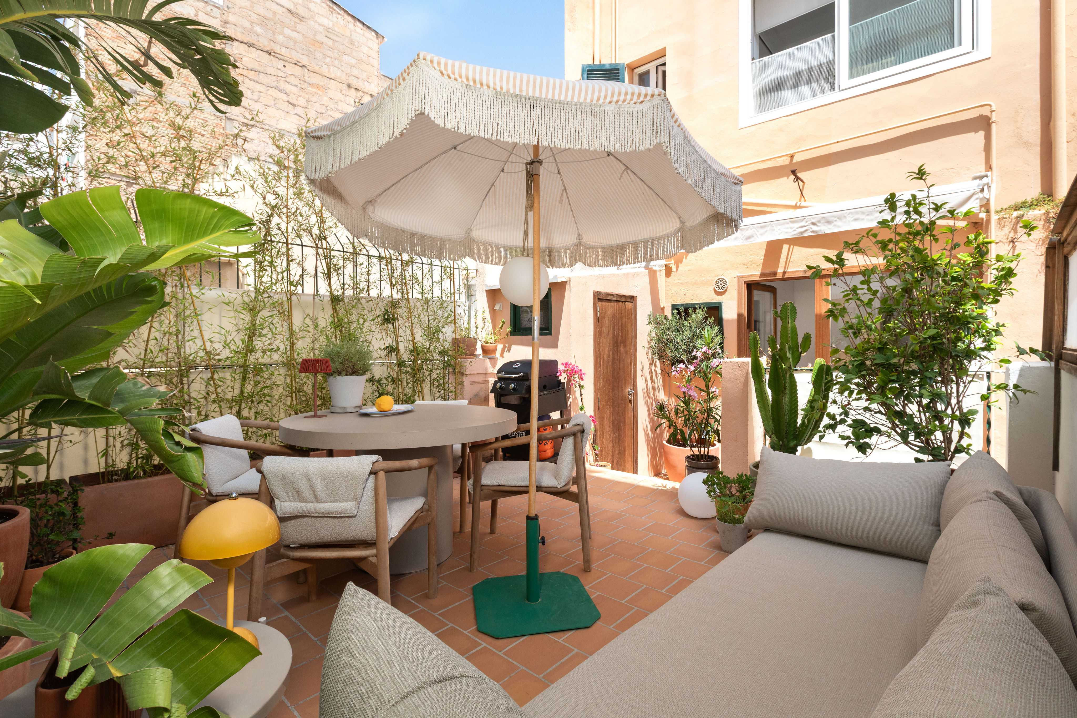 Exclusive Santa Catalina apartment with private terrace and panoramic Cathedral views