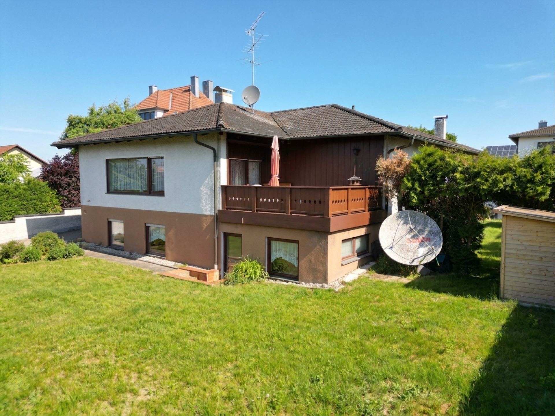 Großzügiges EFH mit Einliegerwohnung in ruhiger Lage!