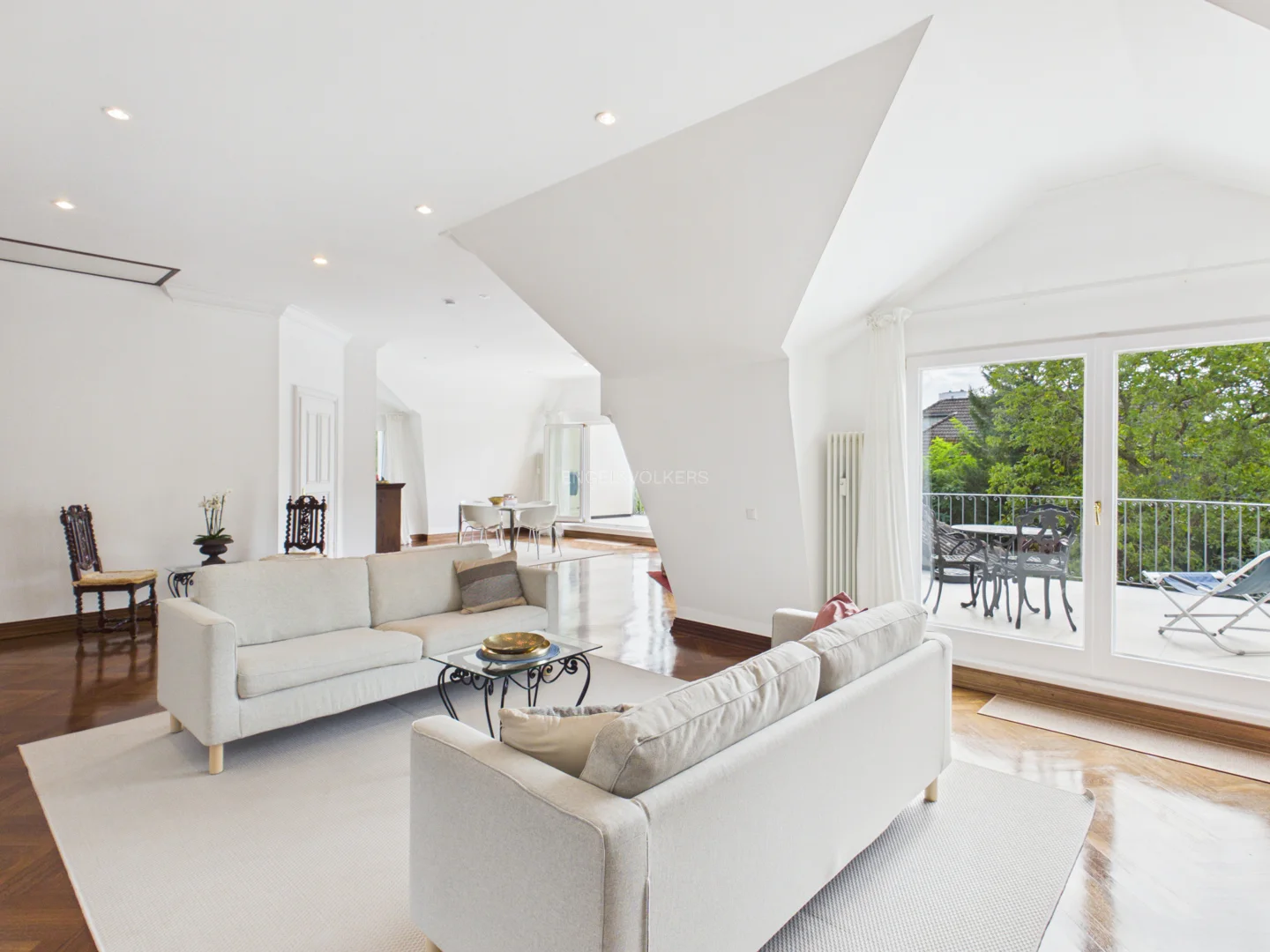 Design, Architektur und Wohnatmosphäre auf höchstem Niveau - Photo 1