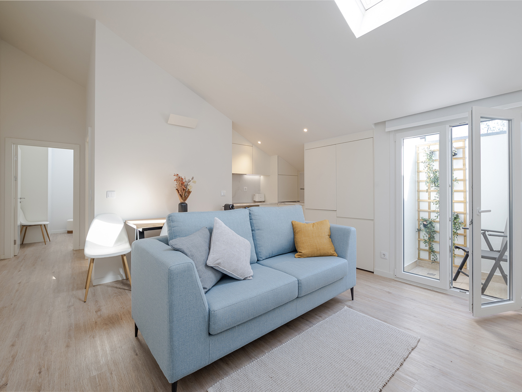 Furnished 1-Bedroom Apartment in Campolide