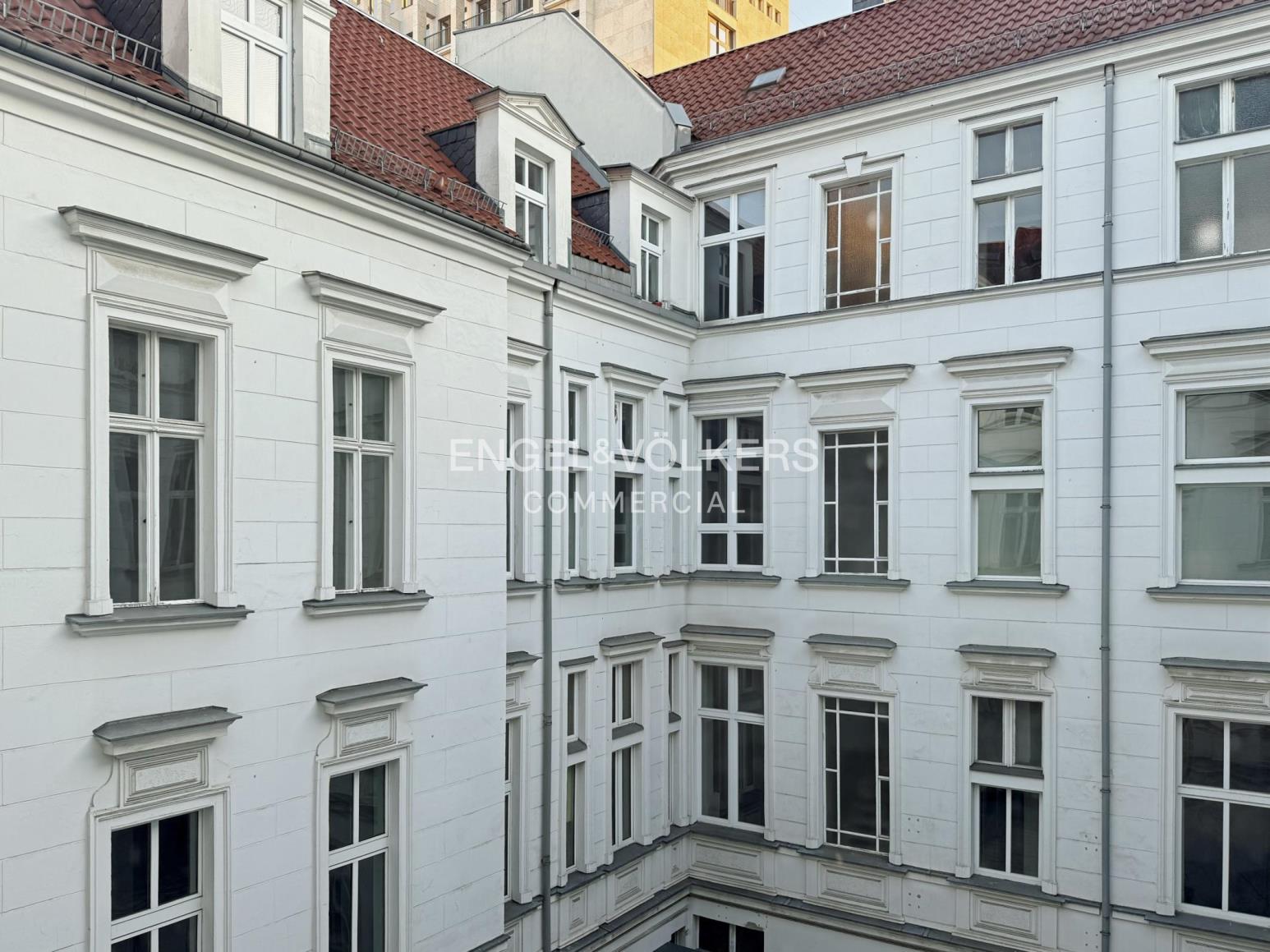 !Büroimmobilie in bester Kurfürstendamm Lage mit hervorragender Verkehrsanbindung