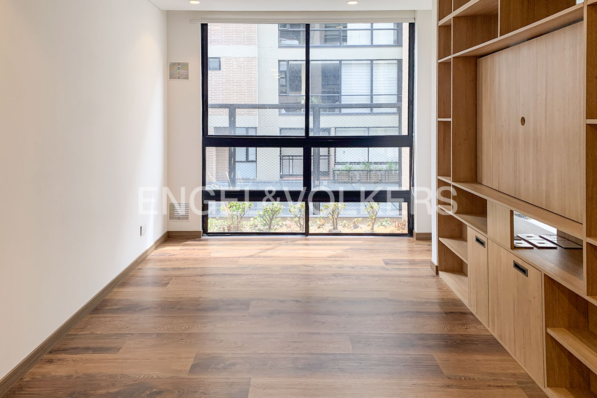 Apartamento con línea blanca para arriendo en Virrey