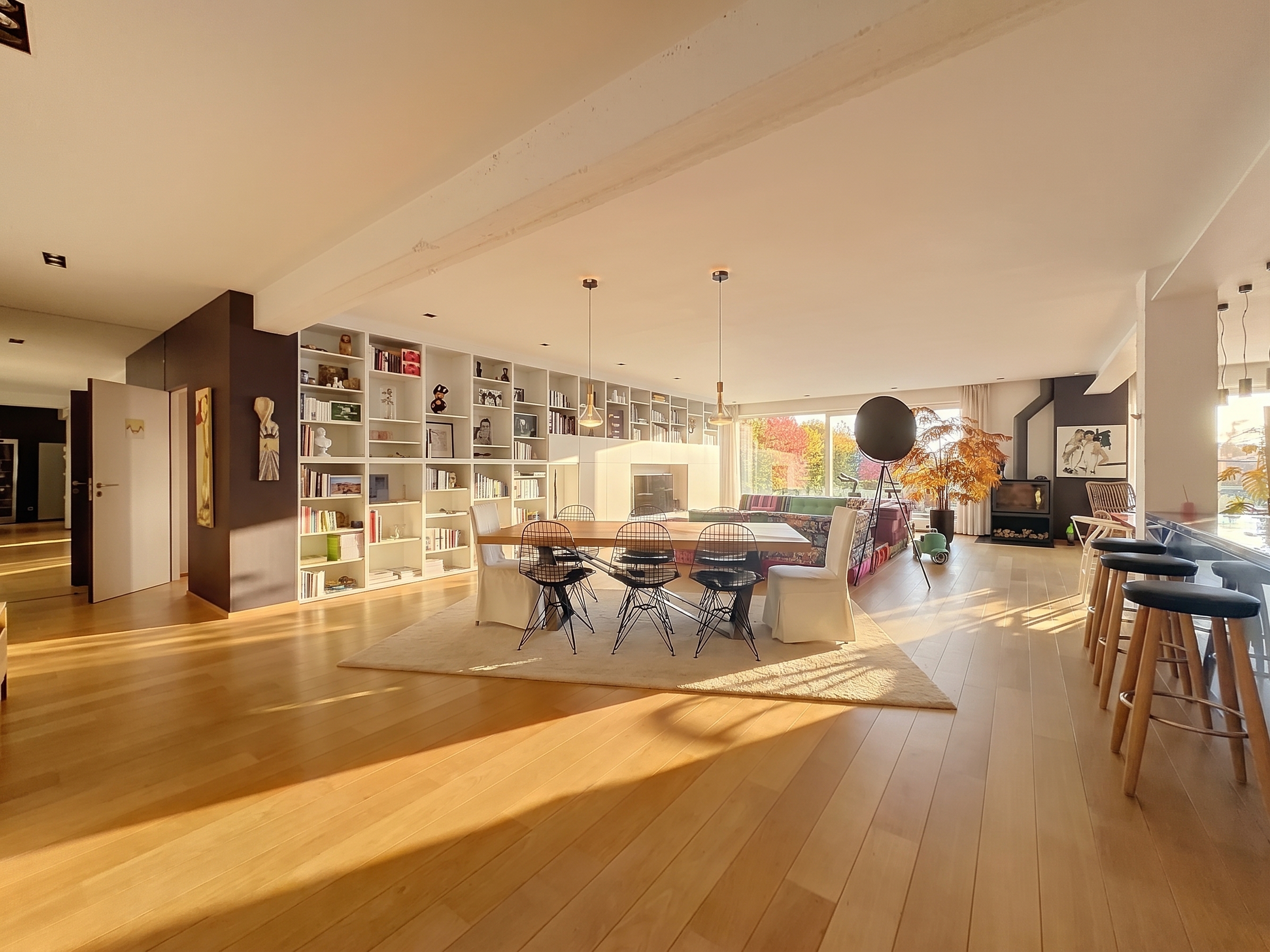 Magnificent 244 m² apartment with terrace and hot tub. [AI-modified]