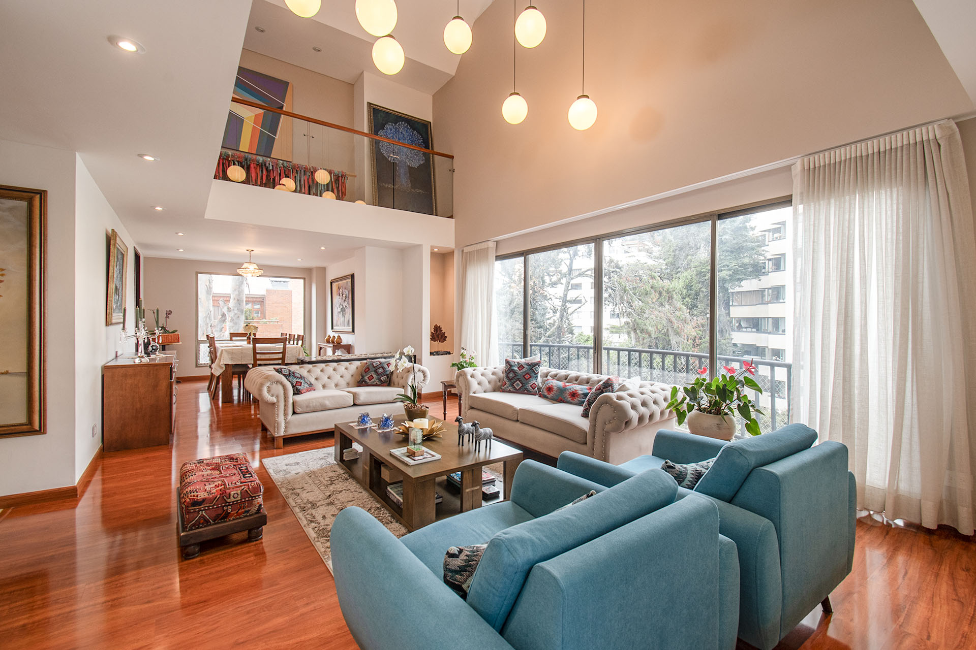 Amplio penthouse con terraza para venta en Bosque Medina
