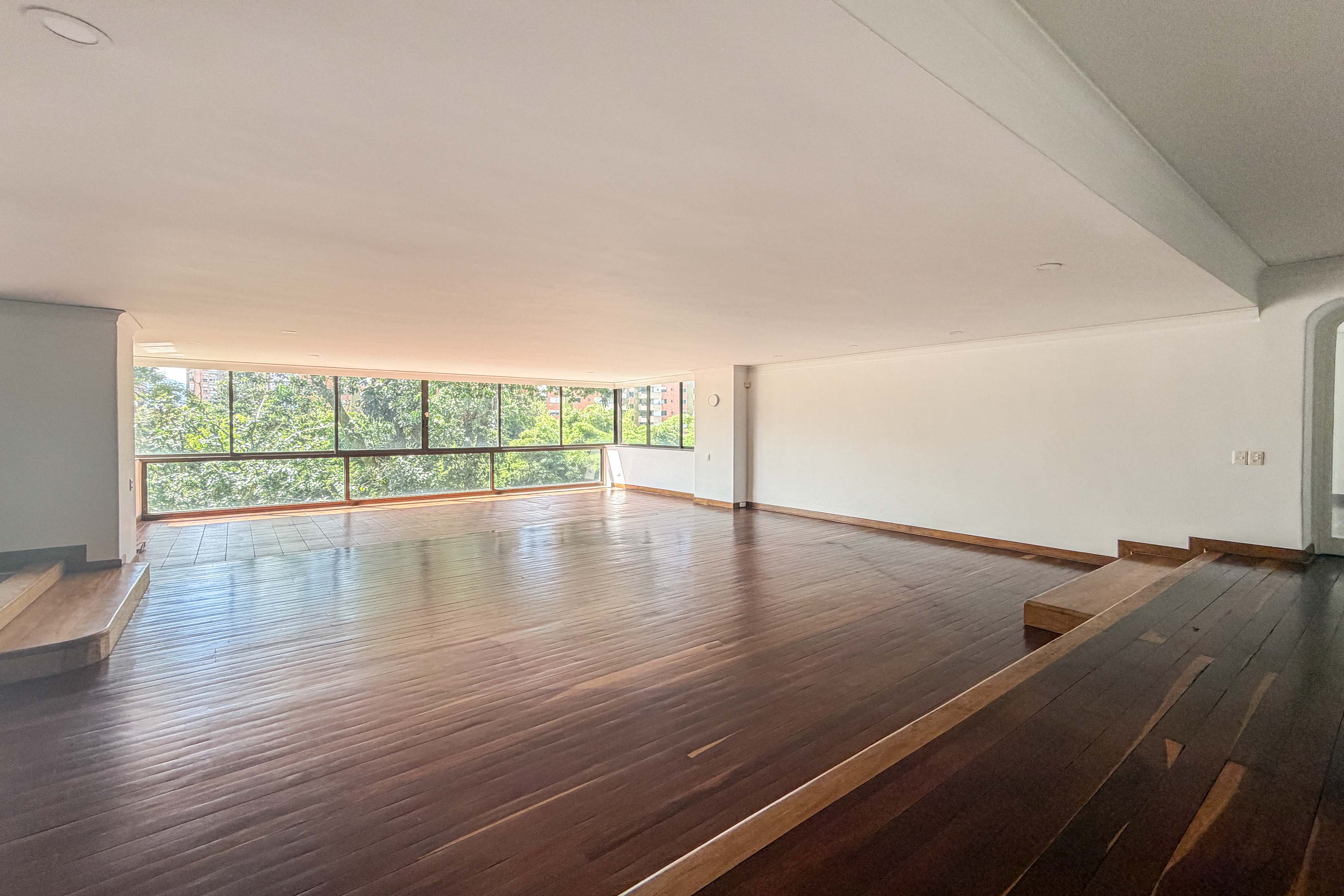 Apartamento de oportunidad para venta en Los Balsos, El Poblado