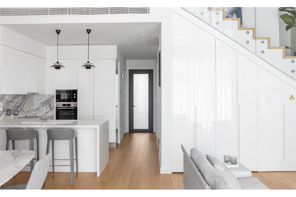 Luxury duplex 196 sq.m. with 4 bedrooms