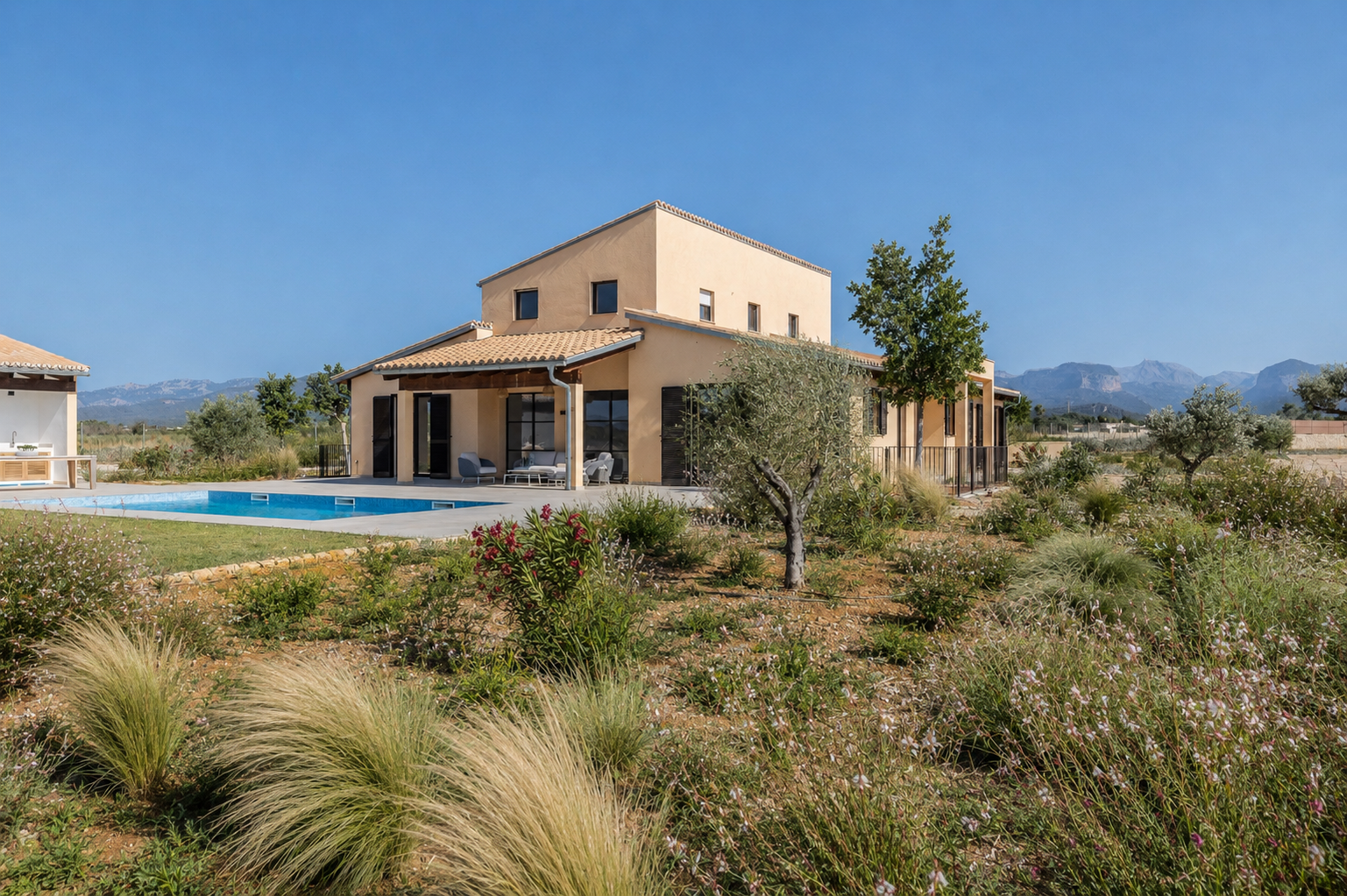 Exklusive Luxusfinca in Santa Maria mit Pool, ETV Lizenz und Tramuntana-Blick [KI-modifiziert]