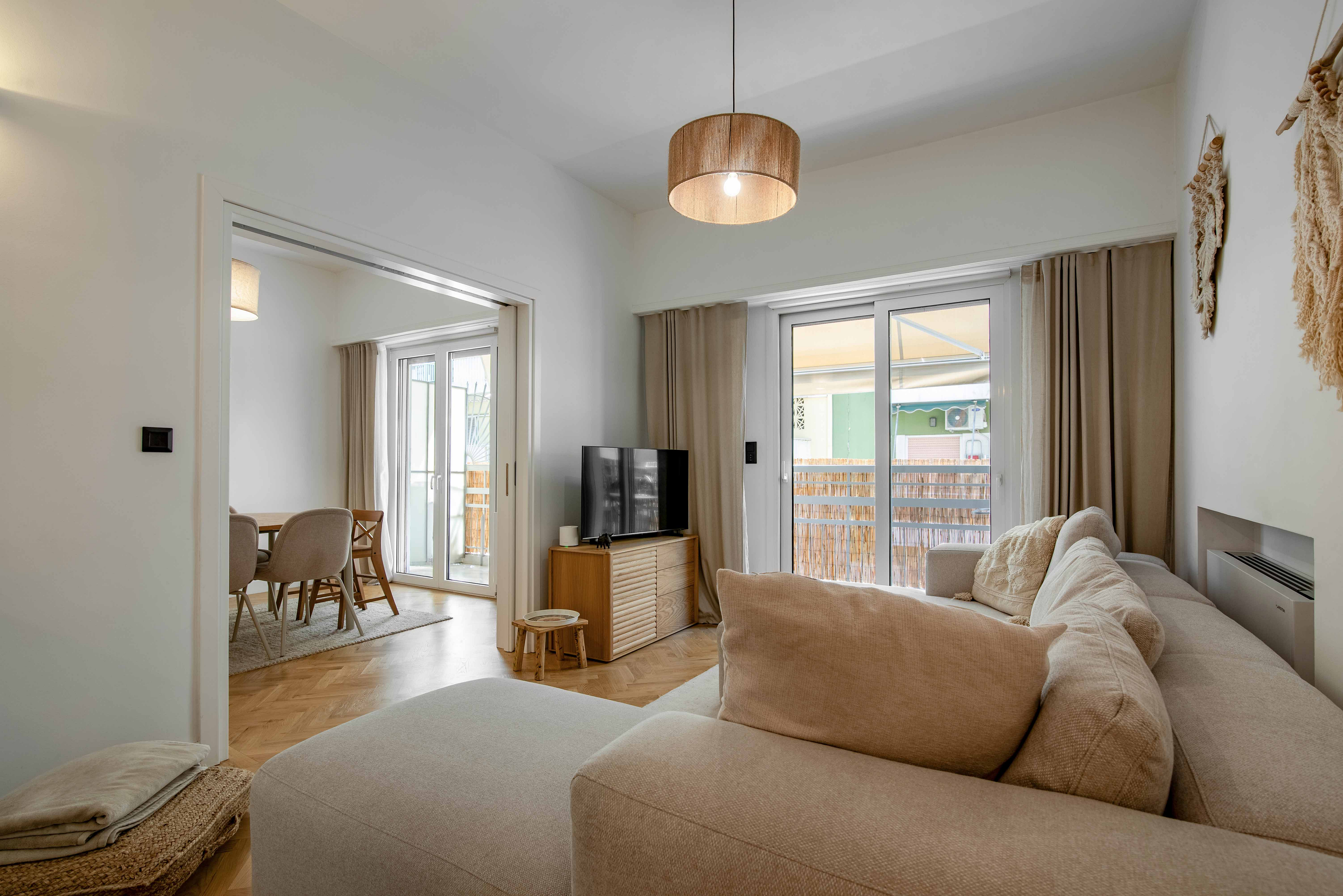 Minimal luxury renovated apartment in Thiseio