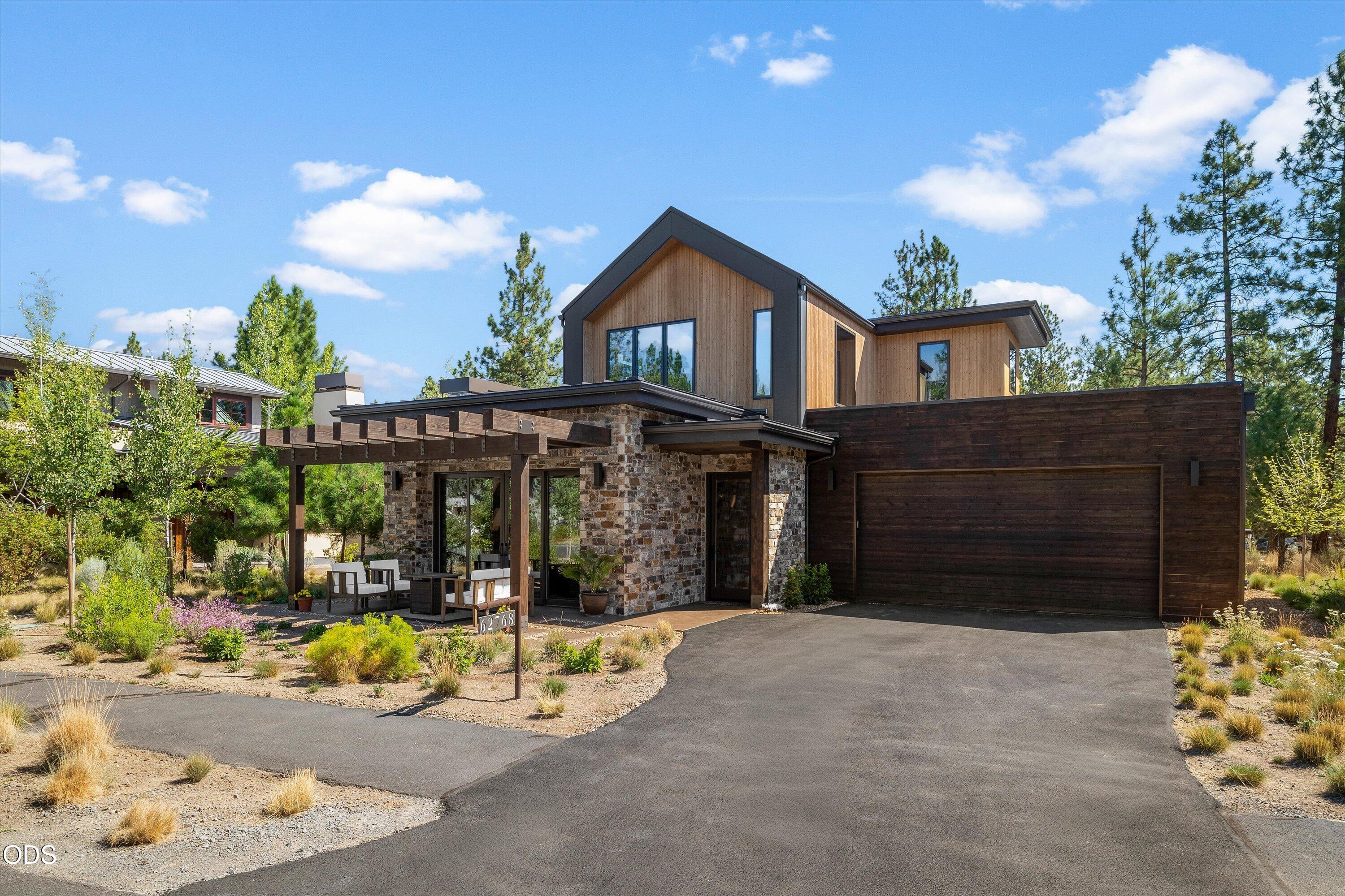 Like-New, Gorgeous Home in Exclusive Shevlin Commons