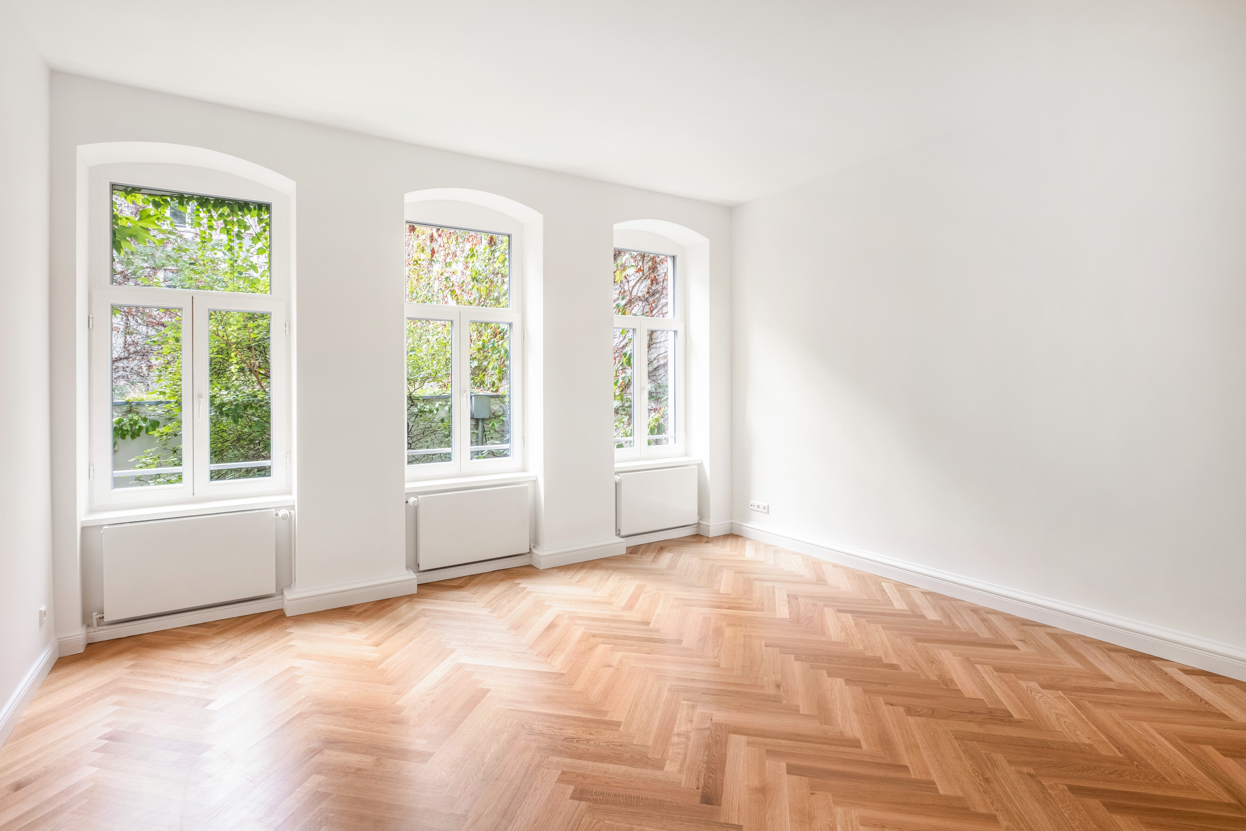 Klein, aber fein: Elegantes Altbau-Juwel mit grünem Gartenflair