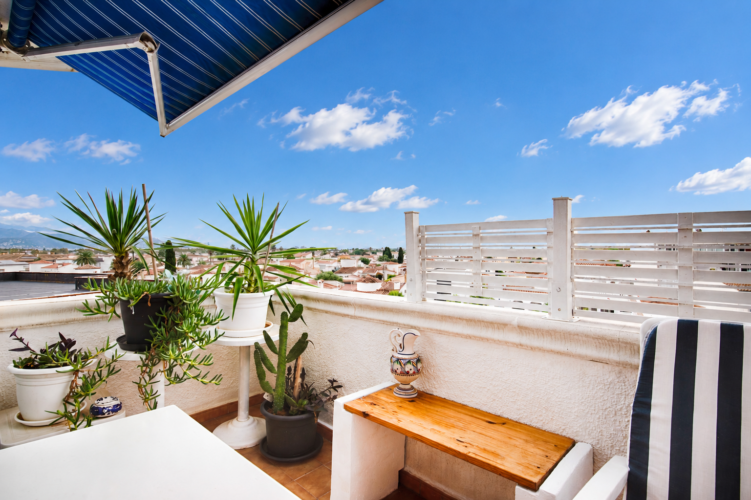 Wohnung mit schöner Aussicht und Tiefgaragenstellplatz