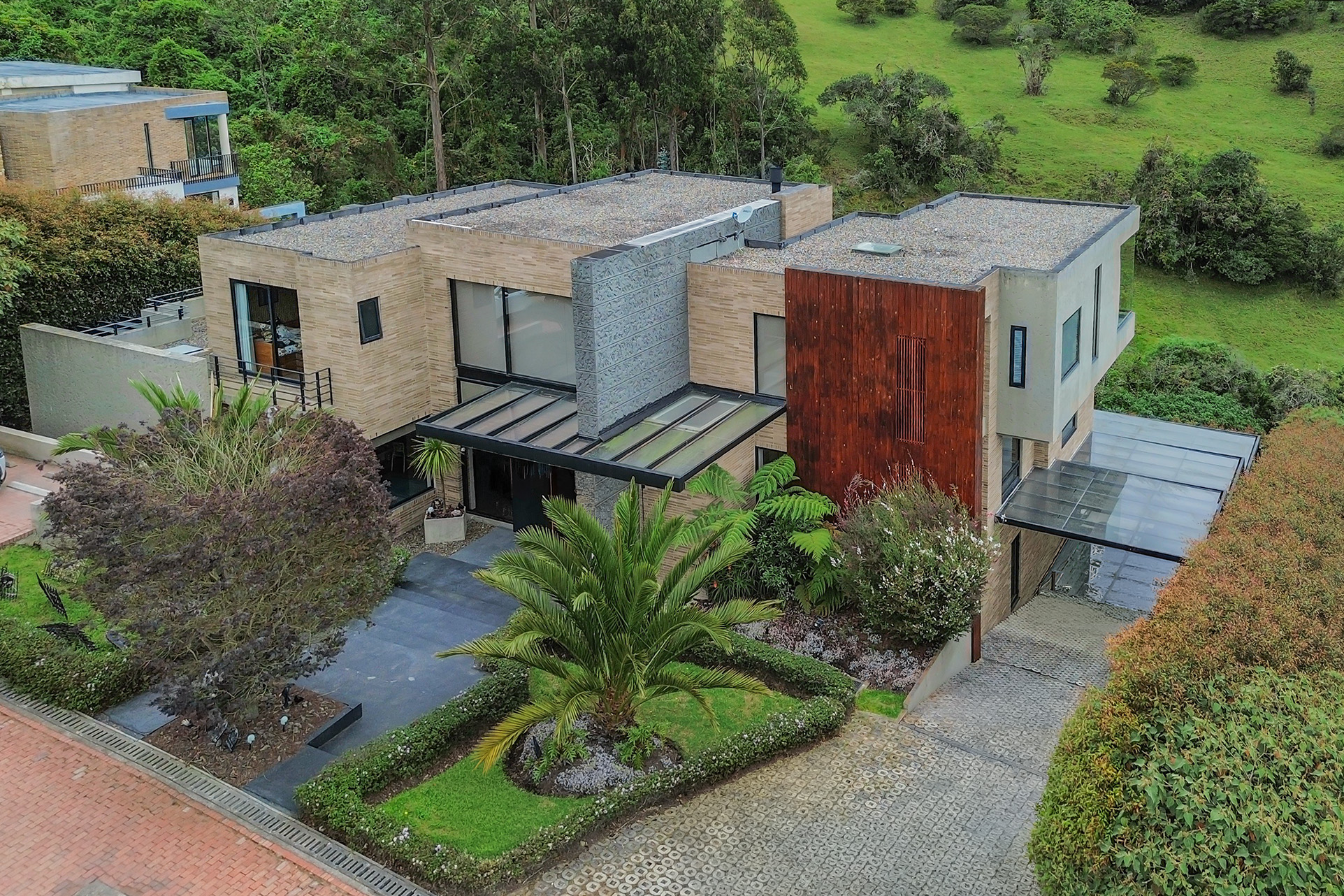 Moderna casa para venta en Yerbabonita, Sopó