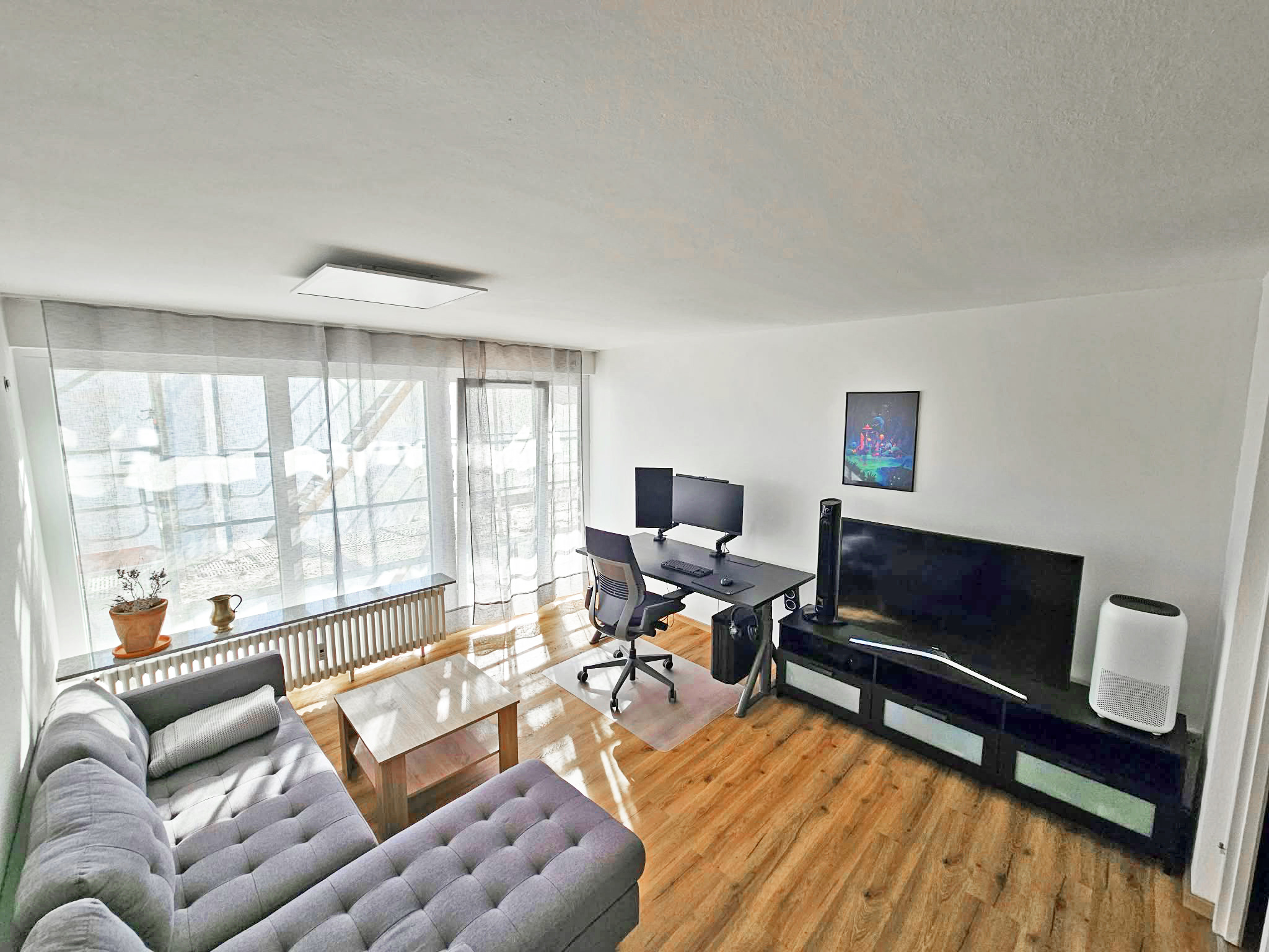 Lichtdurchflutete 4 ZKB-Wohnung KH-Süd