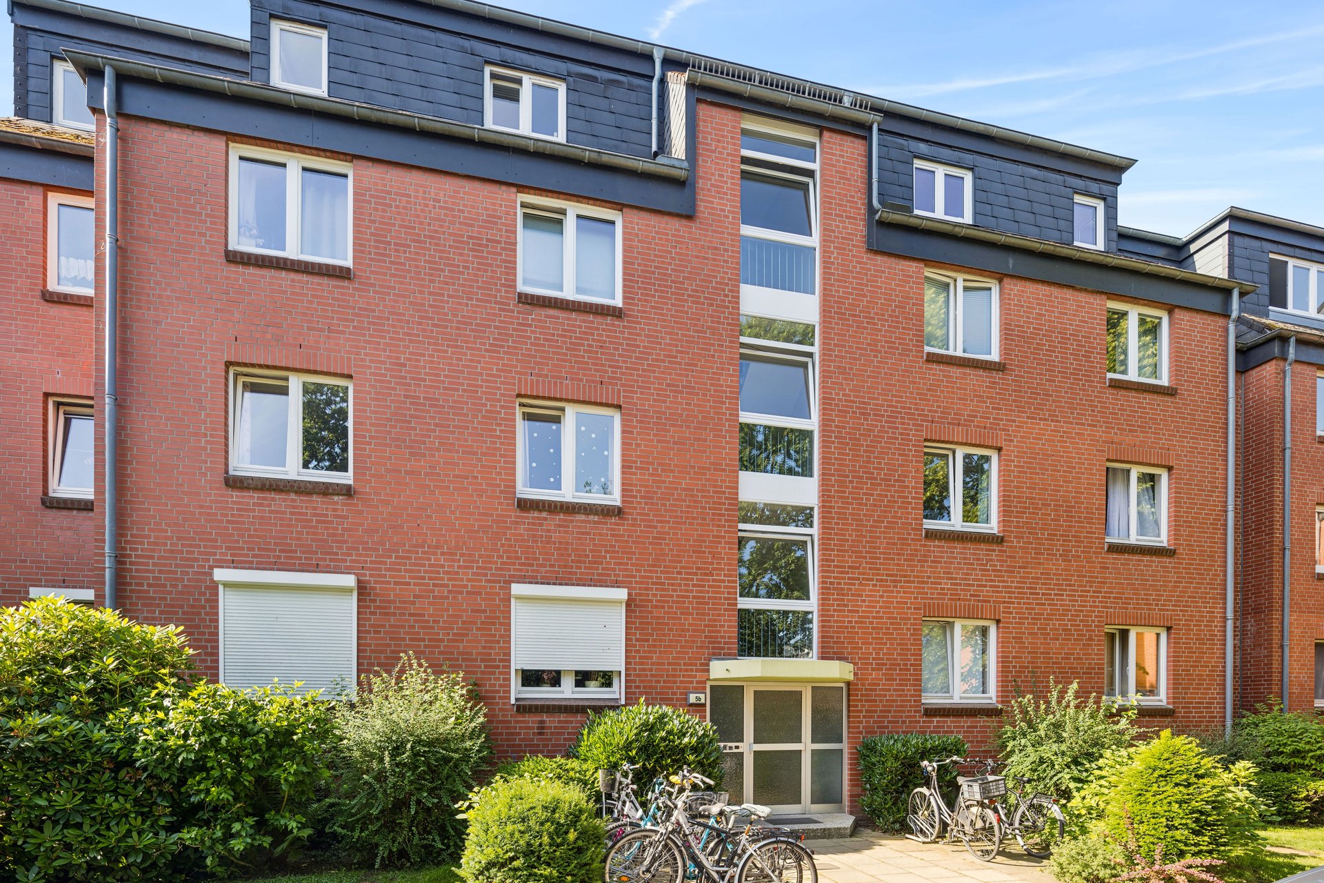 Solide Kapitalanlage direkt am Tibarg:          Vermietete 3-Zi.-Wohnung auf Erbpachtgrundstück
