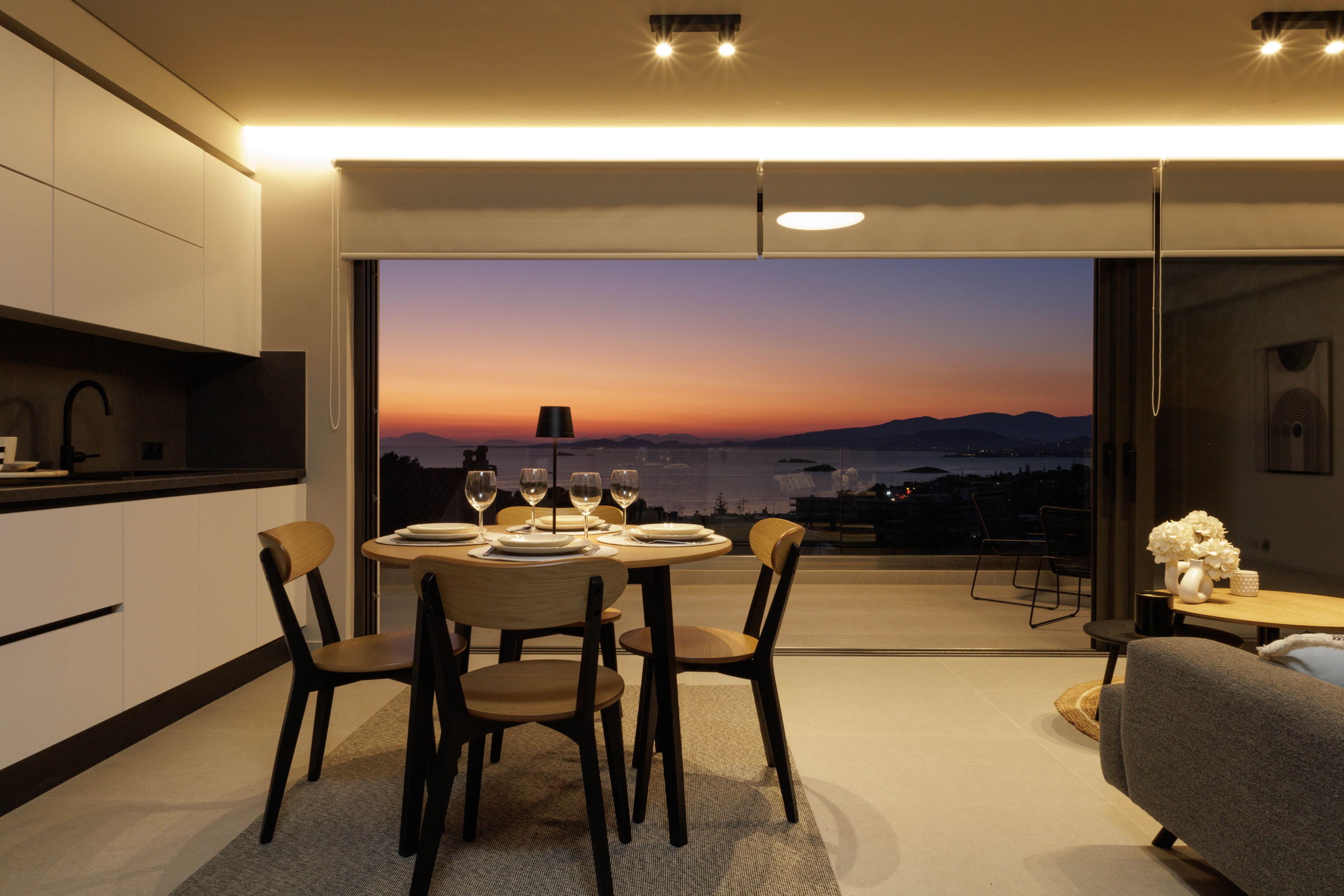 Unique Sea-View Apartment in Saronida