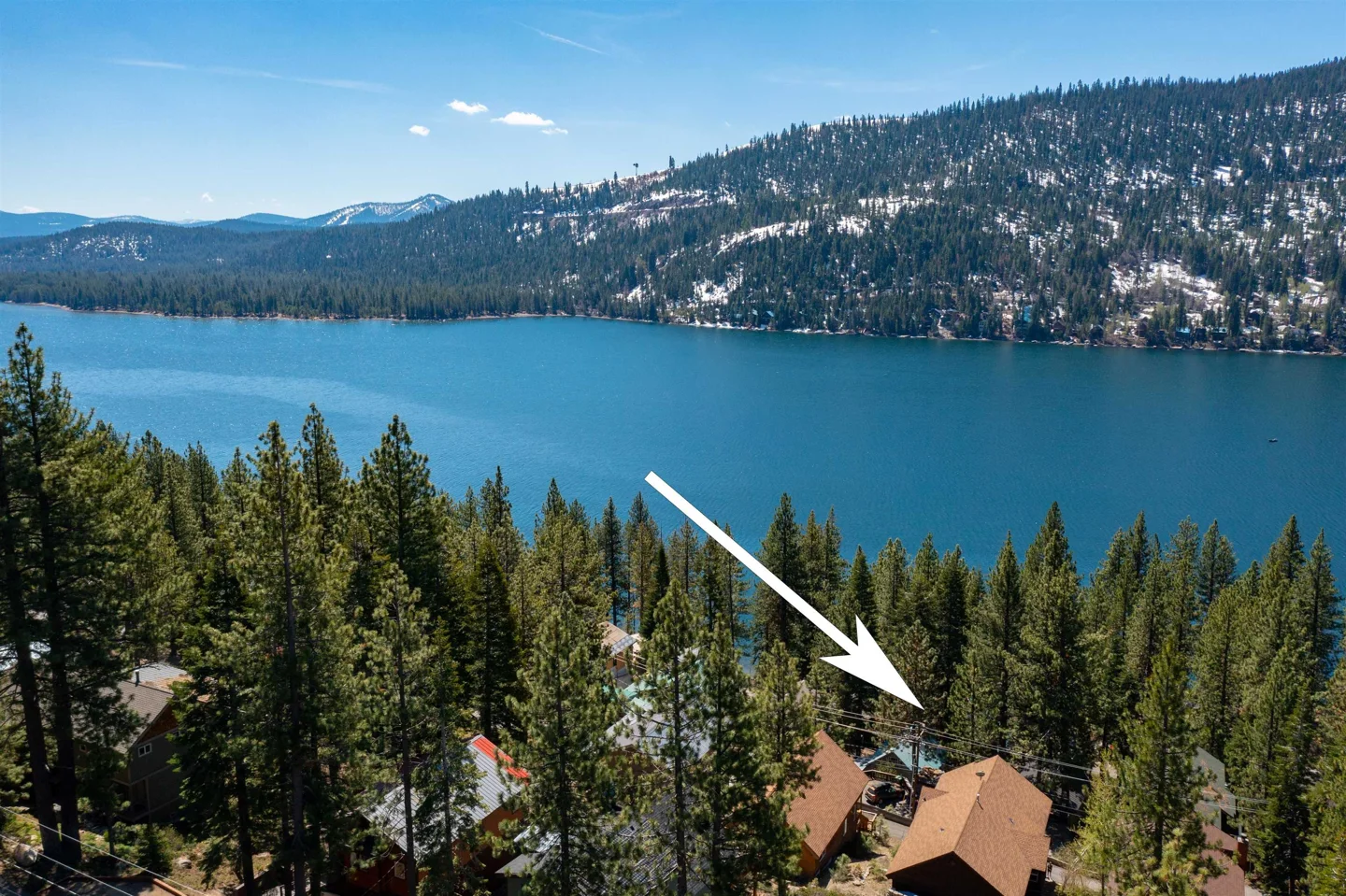 Luxurious Lakeside Living in Truckee