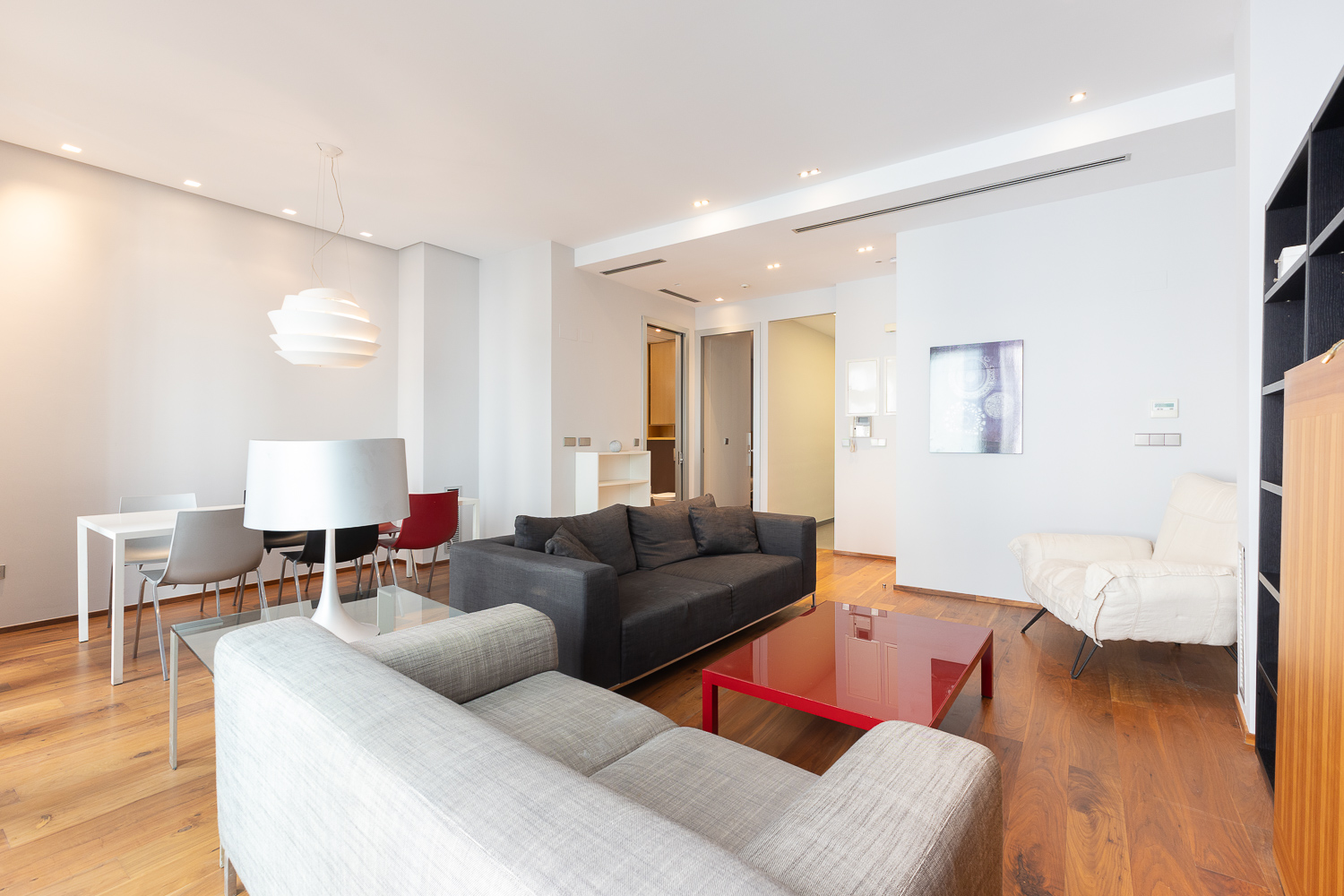 Duplex penthouse with 47m2 terrace in San Vicente Mártir