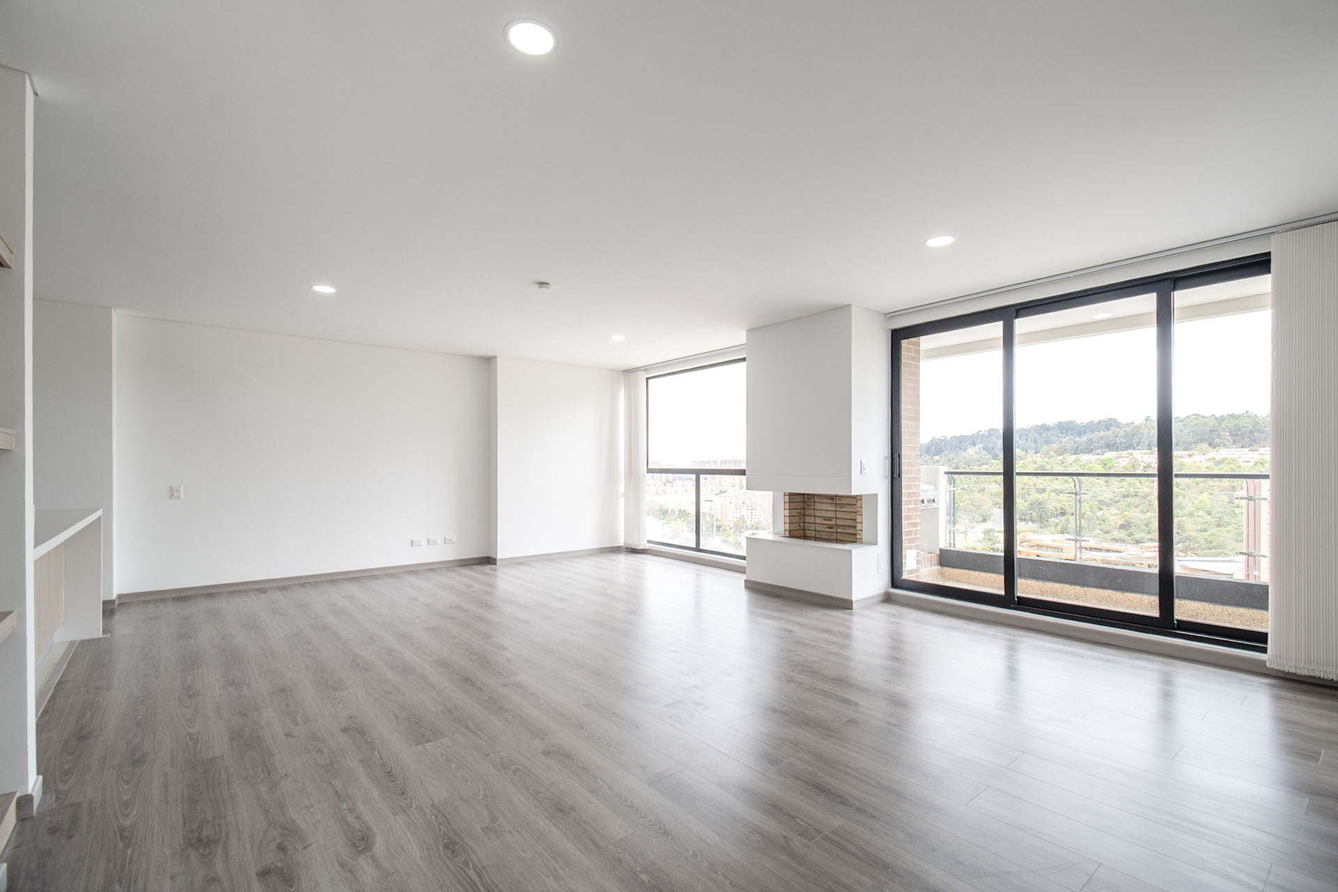 Apartamento para estrenar con clubhouse para arriendo en Baviera