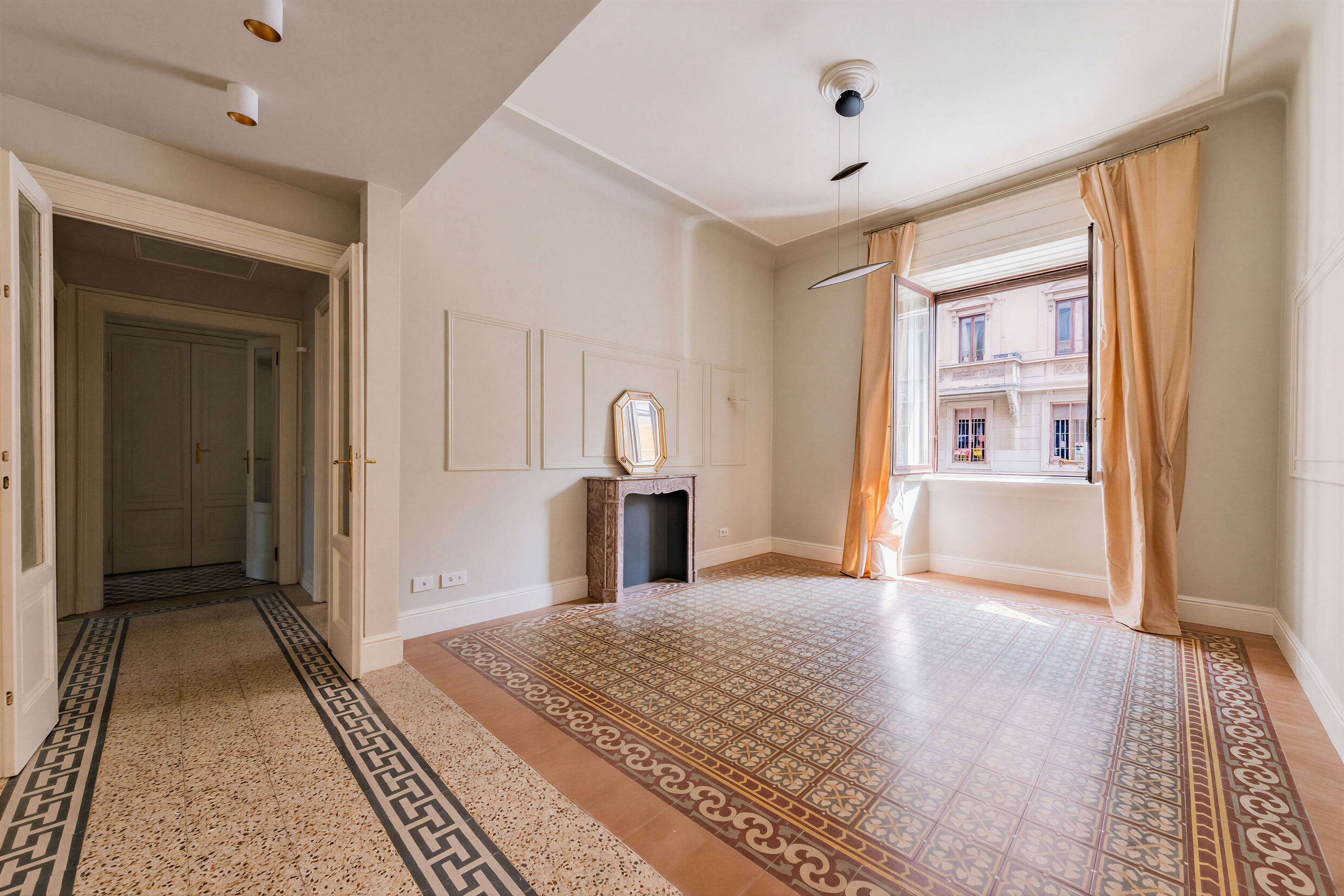 Elegant renovated one-bedroom apartment on Tantardini Street