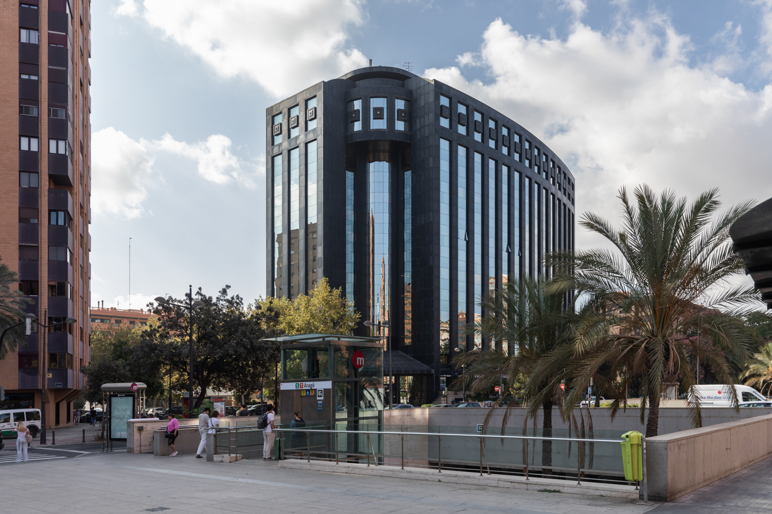 Unfurnished penthouse on Chile Street