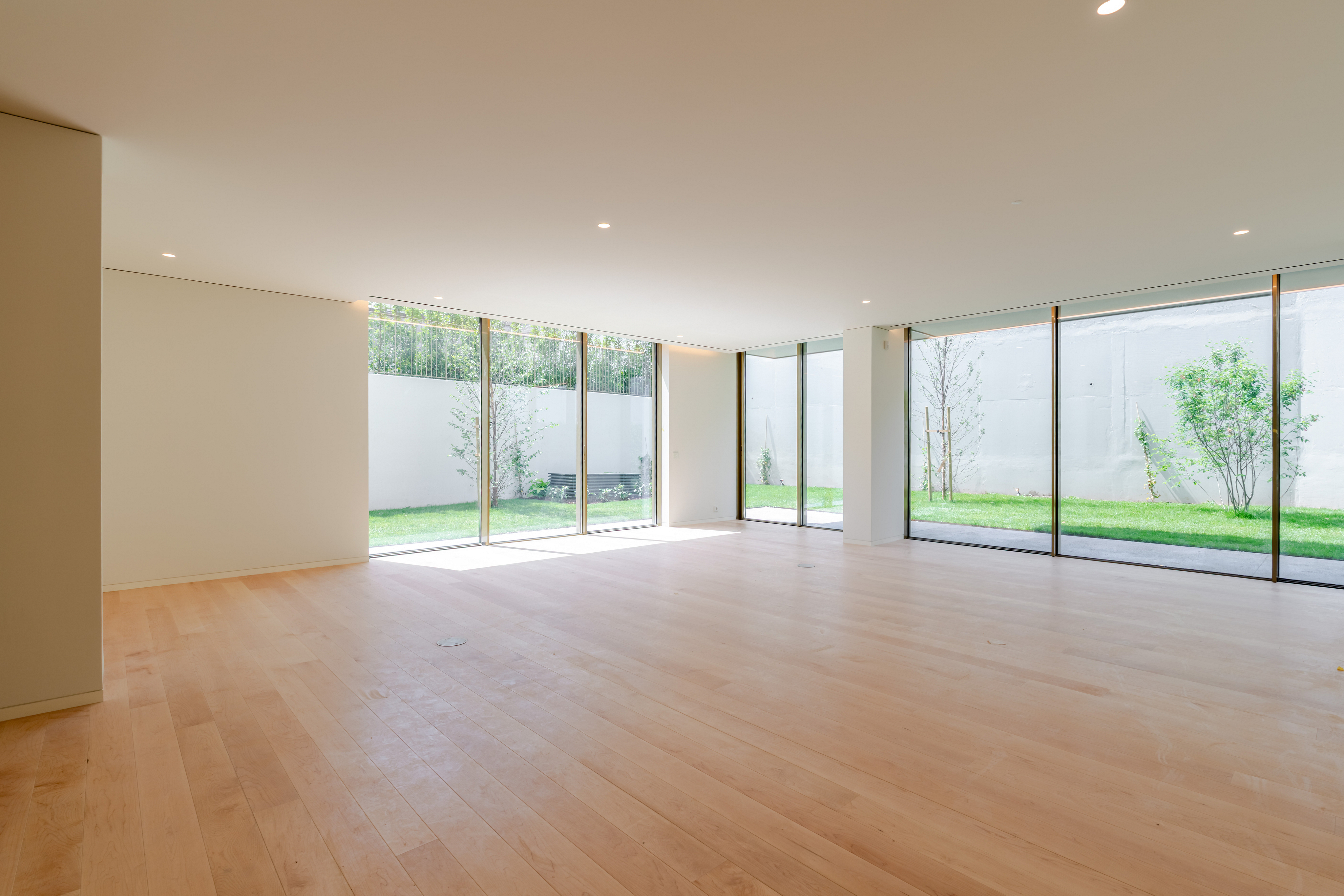 4+1 Bedroom Duplex Apartment in Boavista