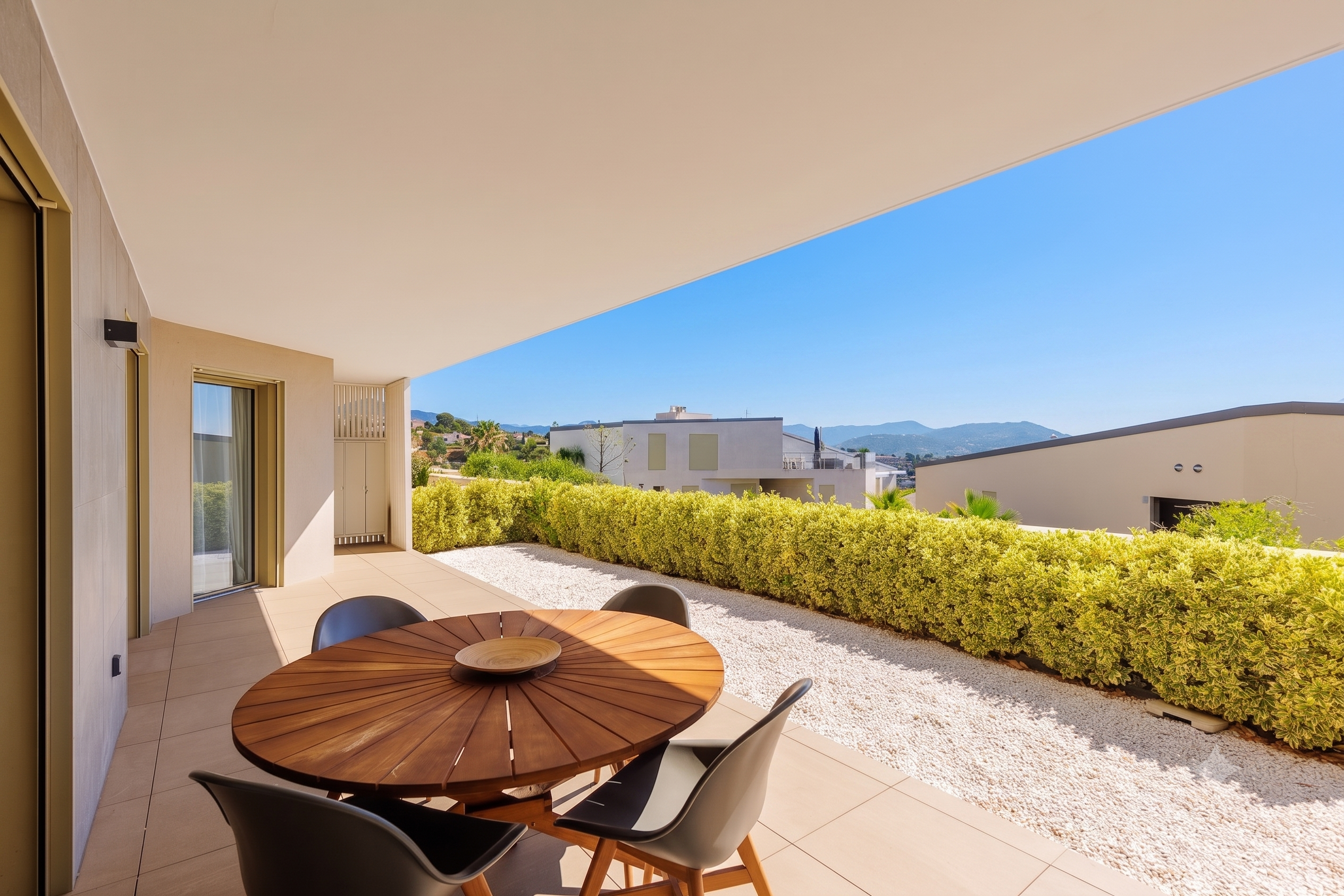 Exclusivité - Appartement T3 en résidence récente avec 55m2 d'extérieur