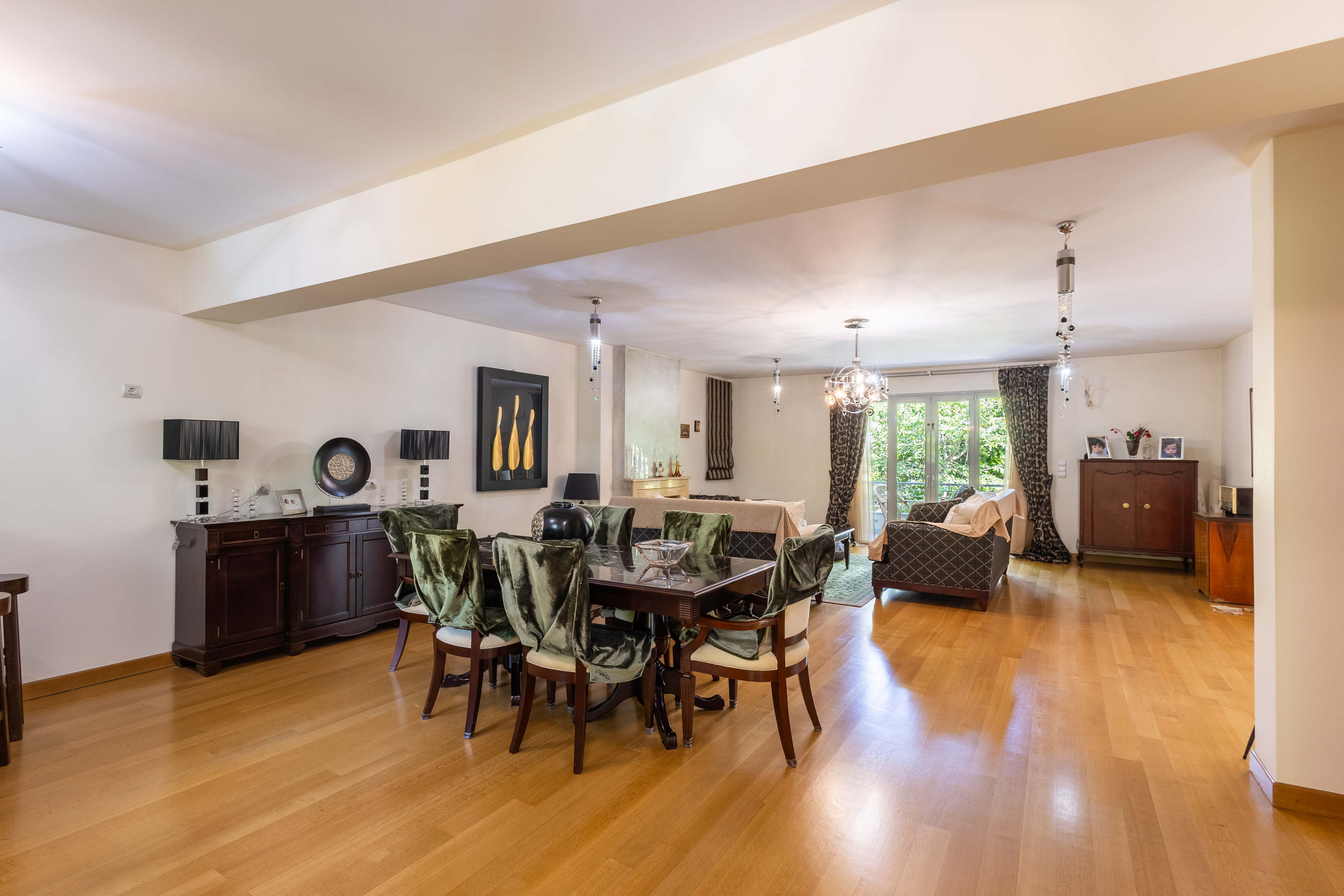 Spacious 376 sq.m. maisonette in Kifisia