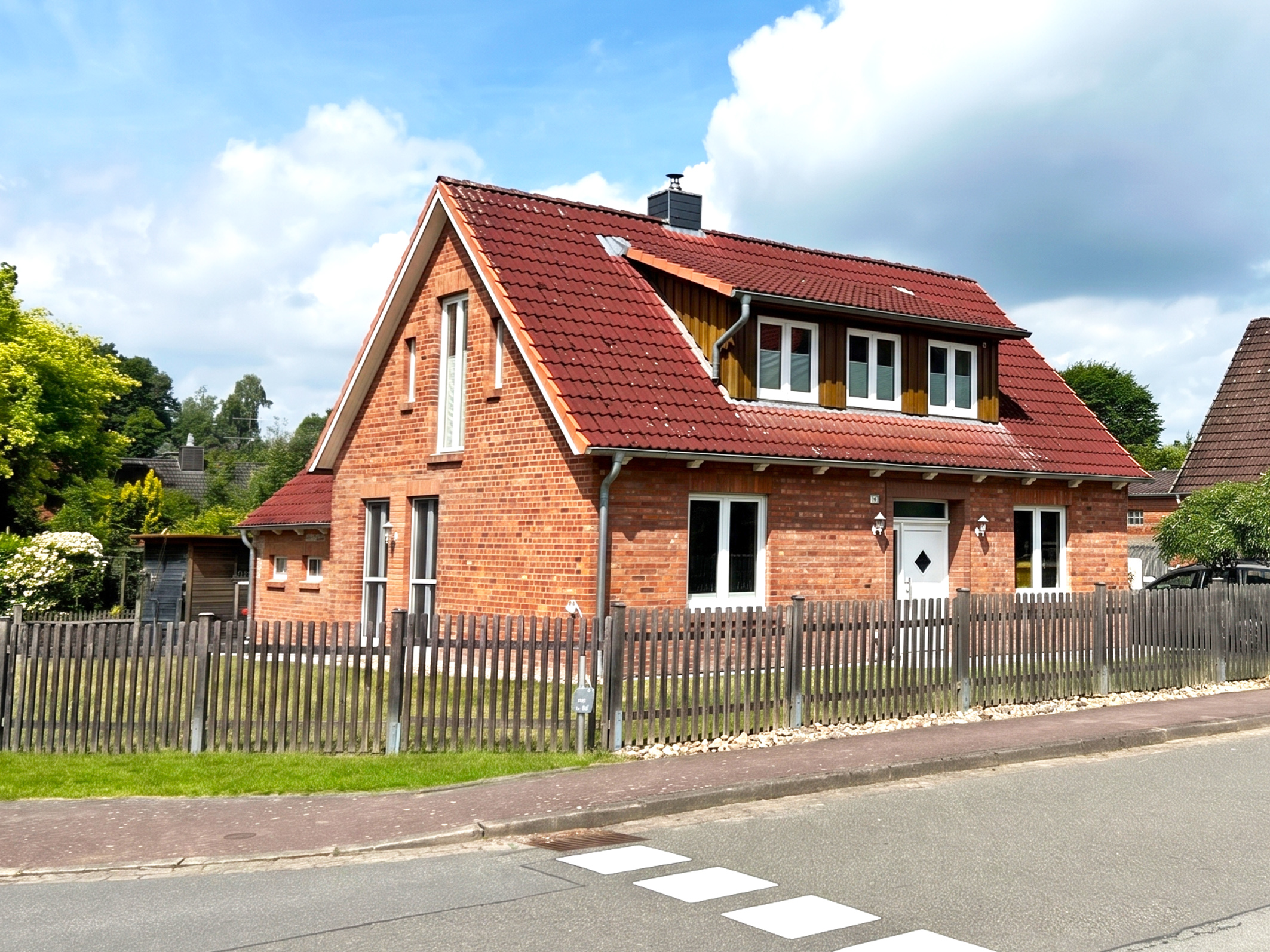 Liebevoll saniertes Schmuckstück in Drestedt