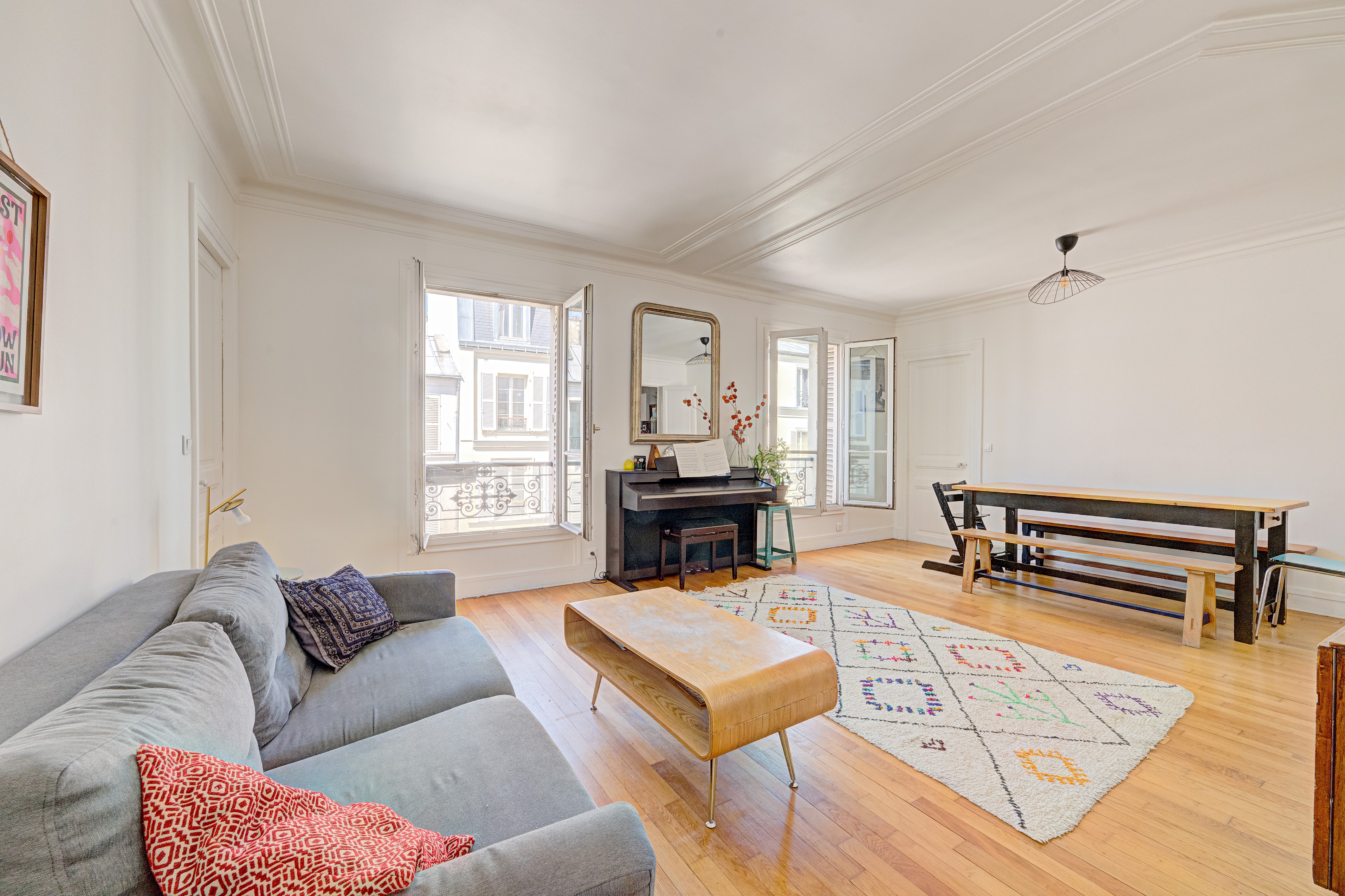 Lamarck-Caulaincourt – Appartement familial de 4 chambres et vue dégagée sur le Sacré-Coeur