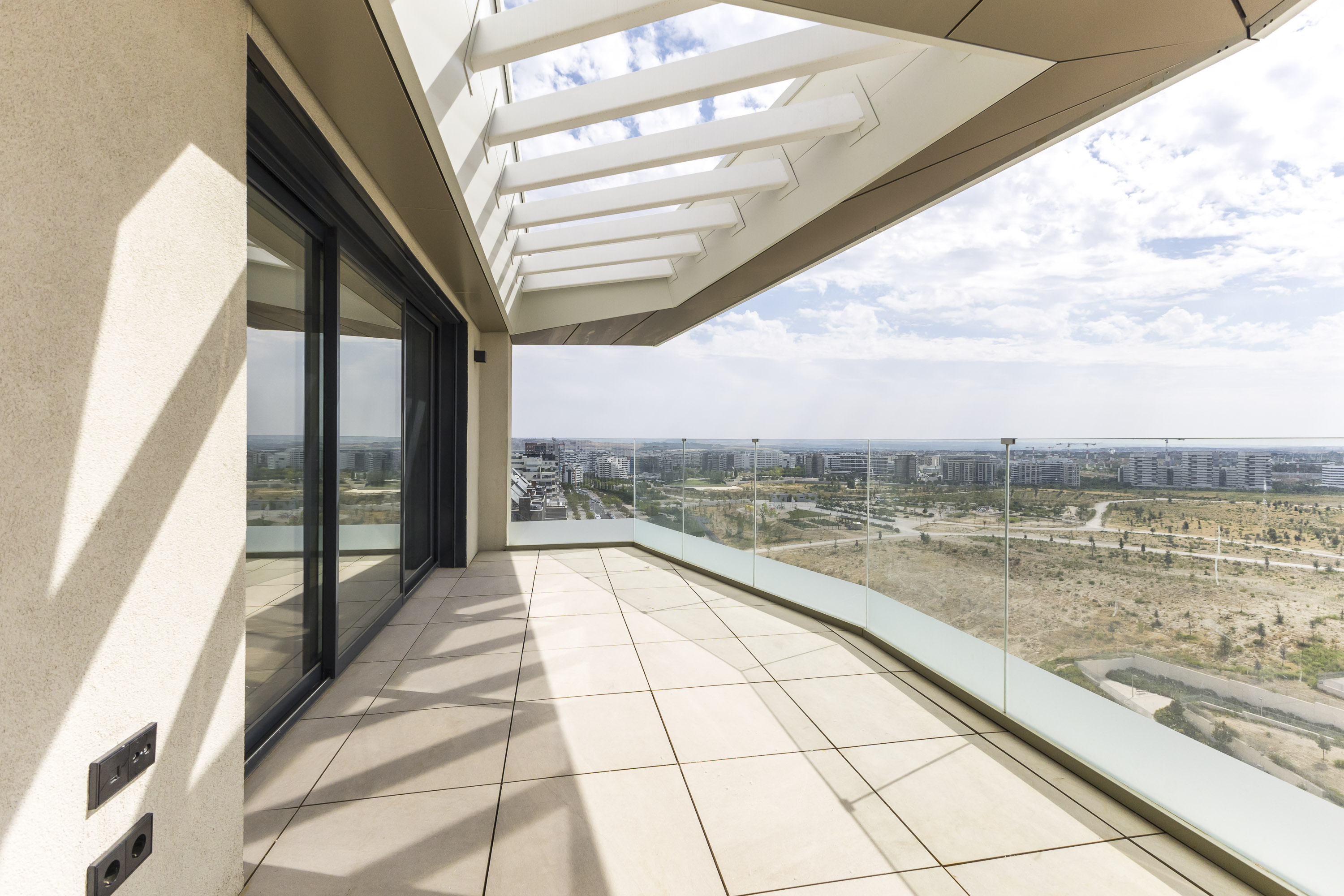 Luxury penthouse with 360° views in Valdebebas