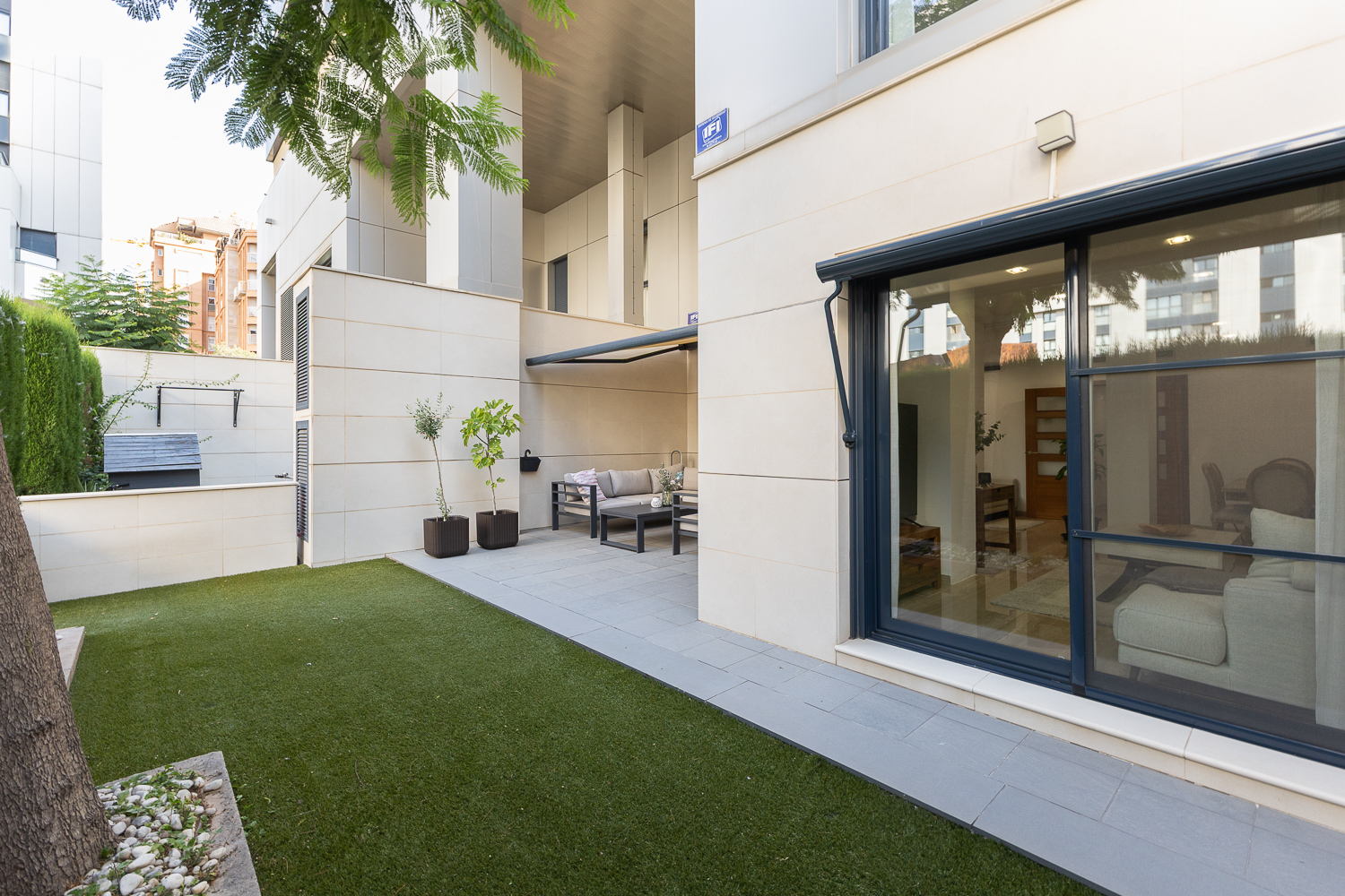 Spacious luxury home at 26 Cortes Valencianas